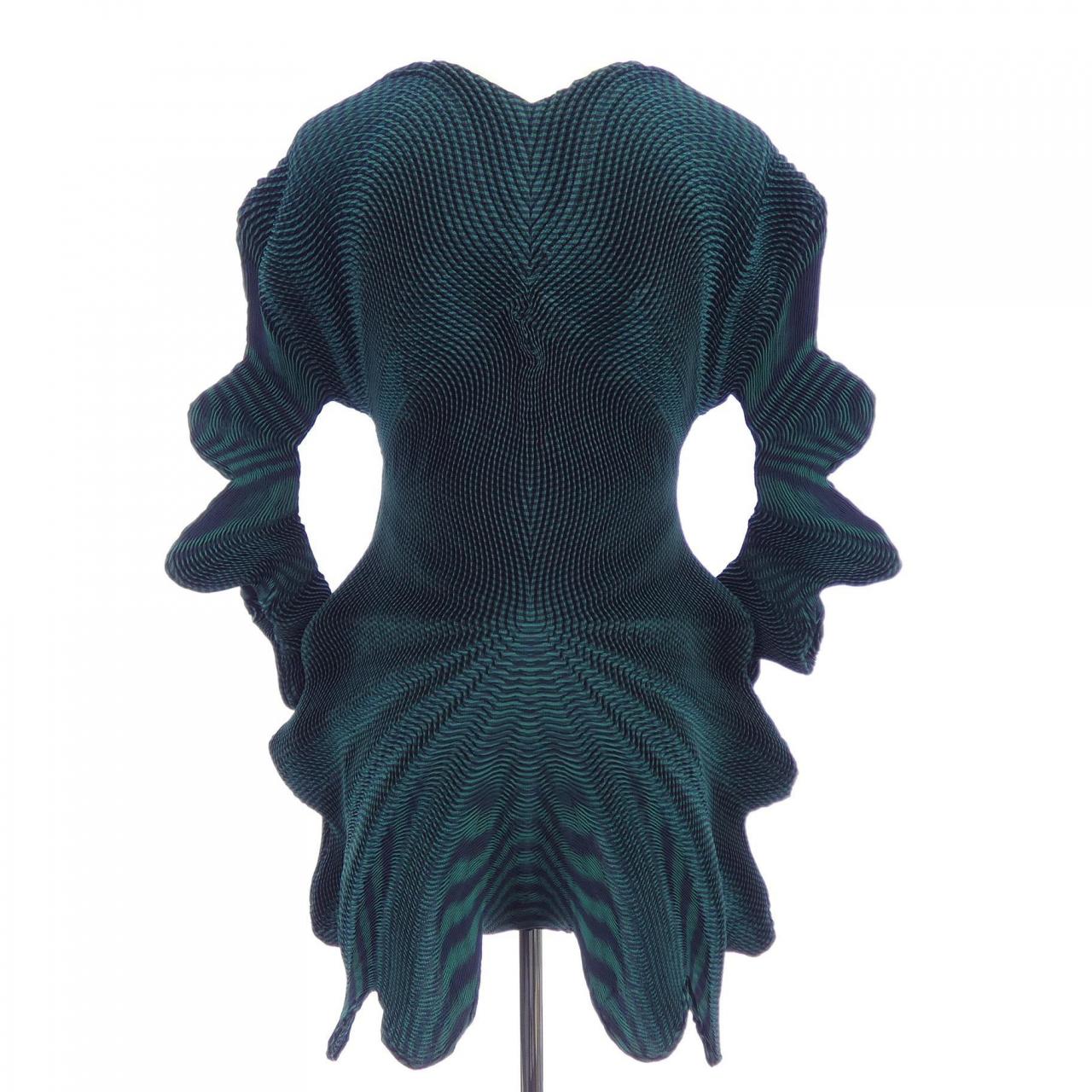 イッセイミヤケ ISSEY MIYAKE IM74FJ517 トップス