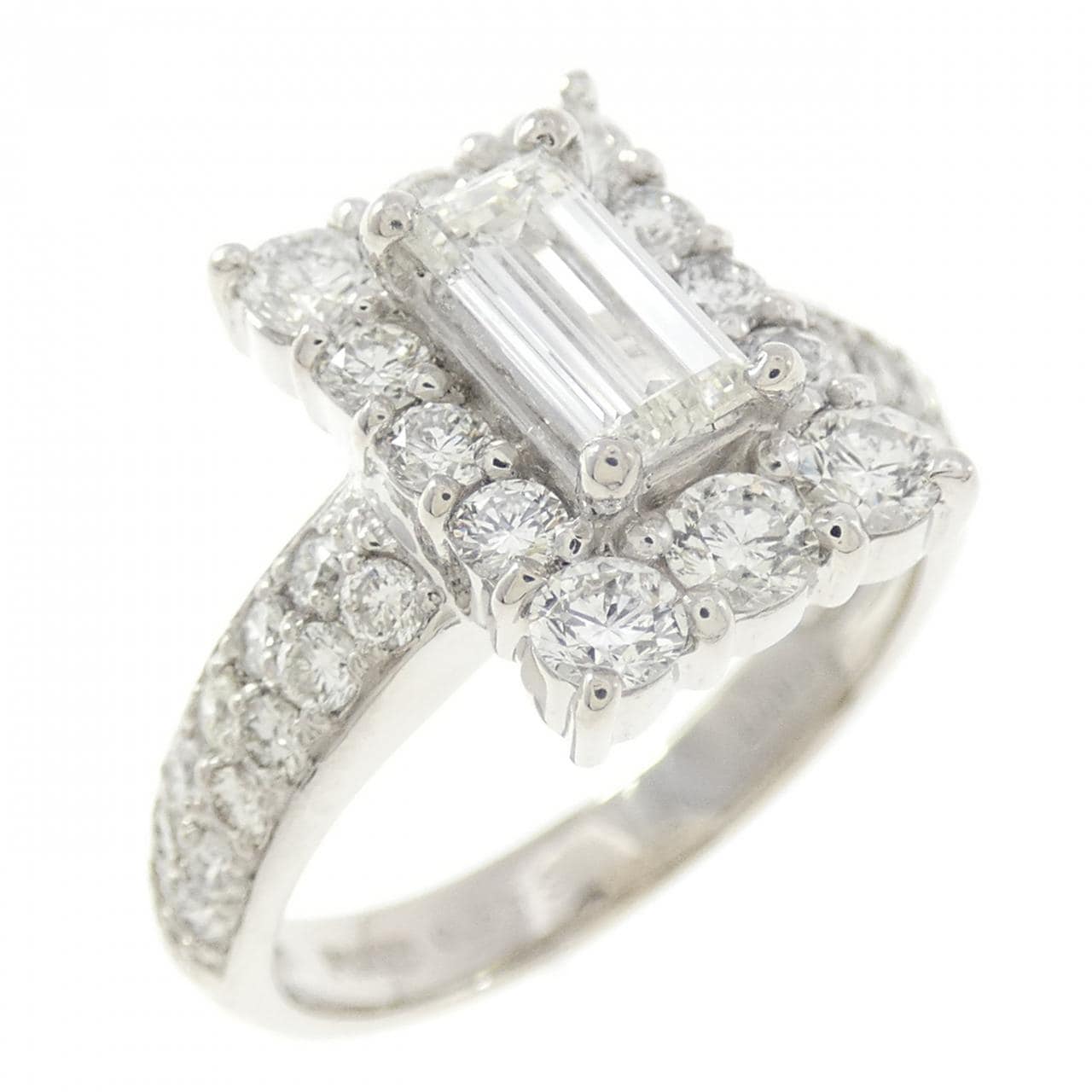 PT900 ダイヤモンド リング 0.573CT