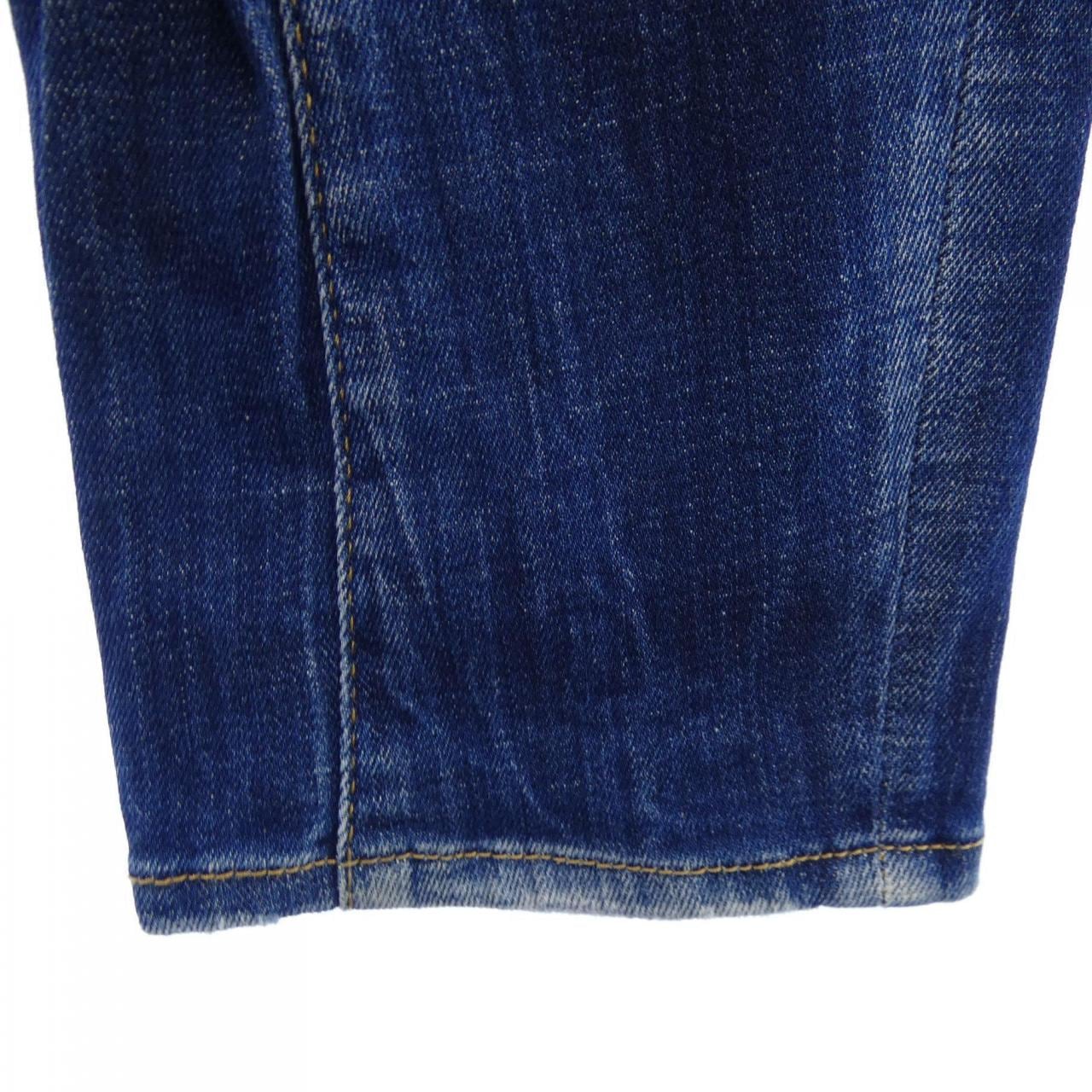 ディースクエアード DSQUARED2 S71LB0680 ジーンズ