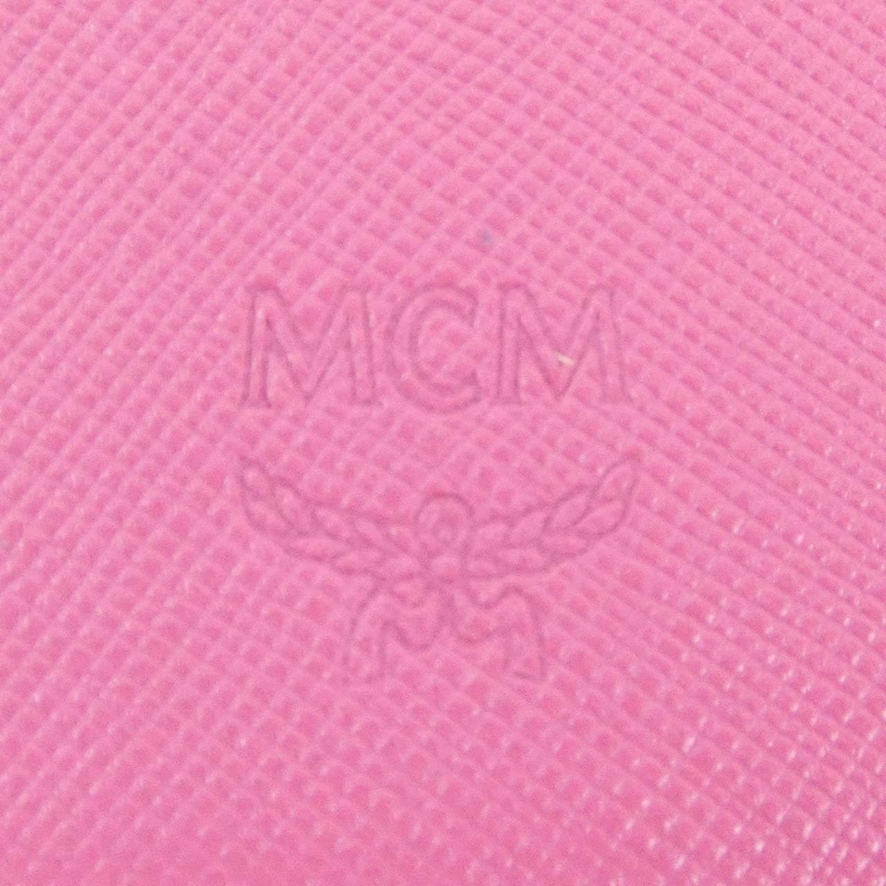 エムシーエム MCM パスポートケース