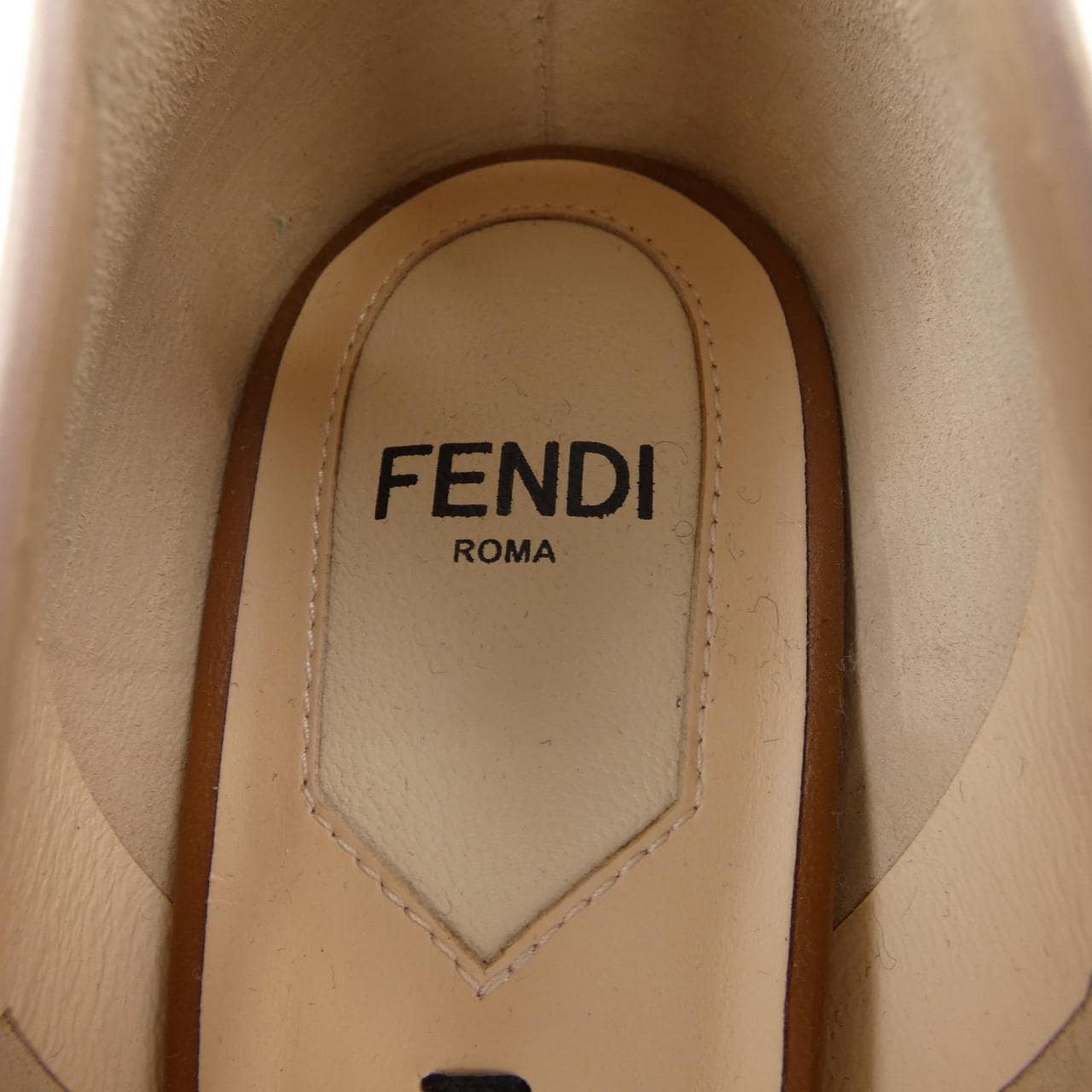 フェンディ FENDI パンプス