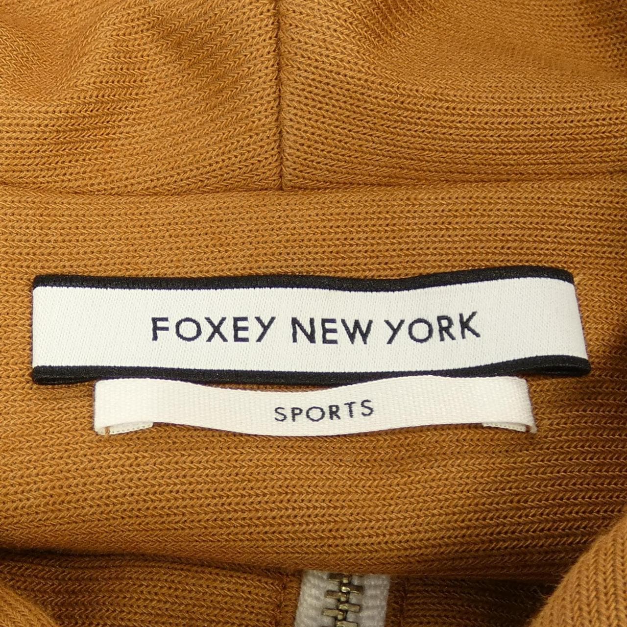 フォクシーニューヨーク FOXEY NEW YORK パーカー