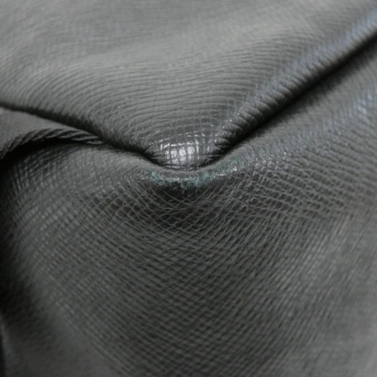 ルイヴィトン タイガ ラマ ディスカバリー バックパック M30230 リュックサック