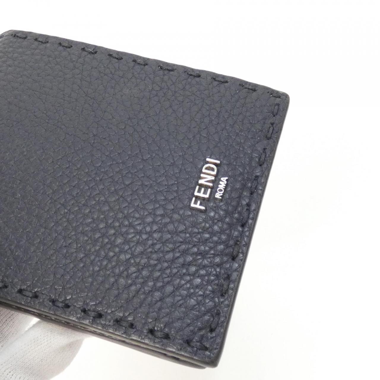 フェンディ 7M0194 AP3C 財布