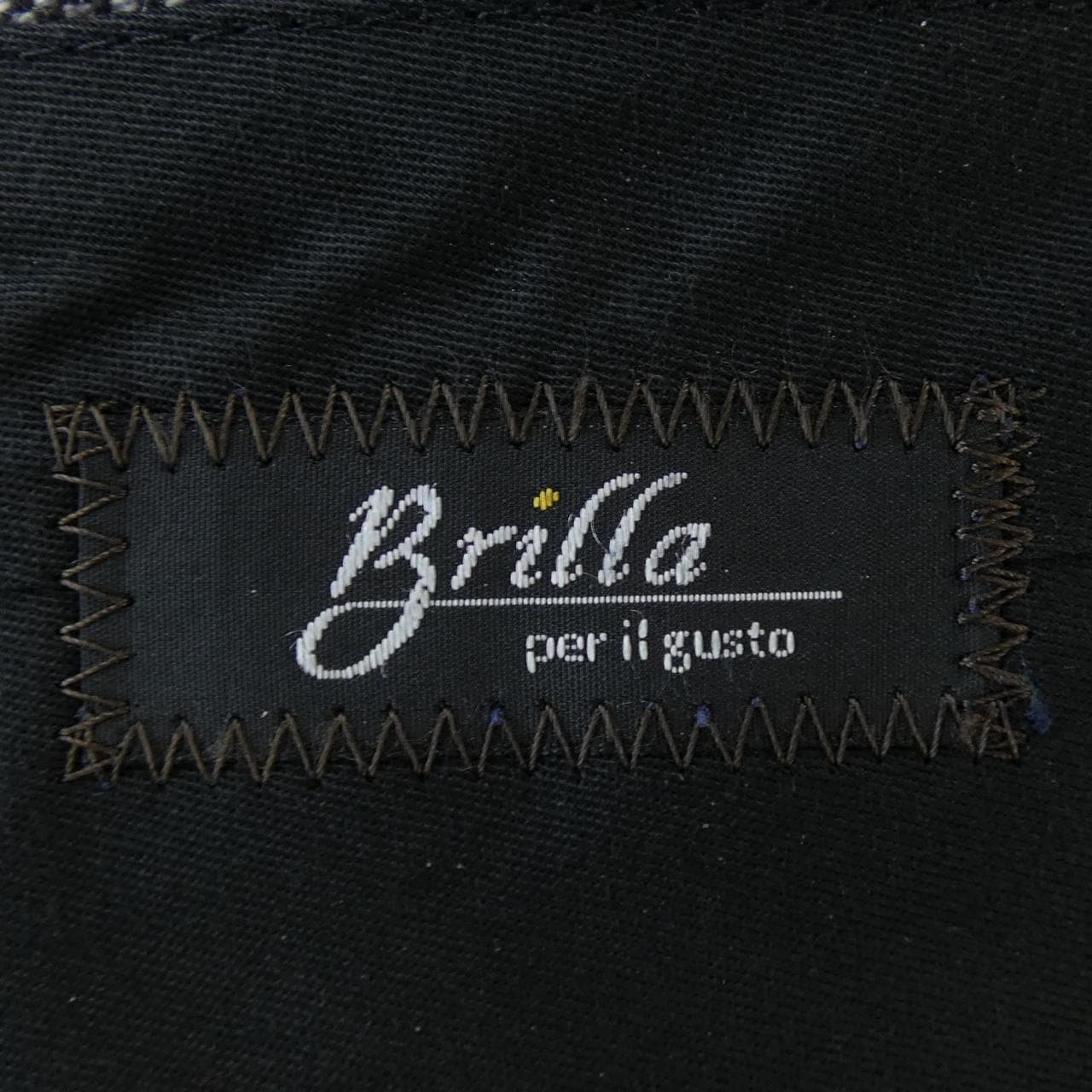 ブリッラ Brilla スーツ