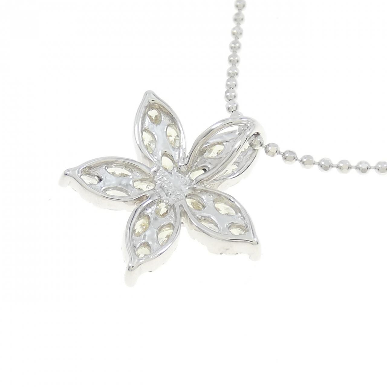 K18WG フラワー ダイヤモンド ネックレス 1.10CT