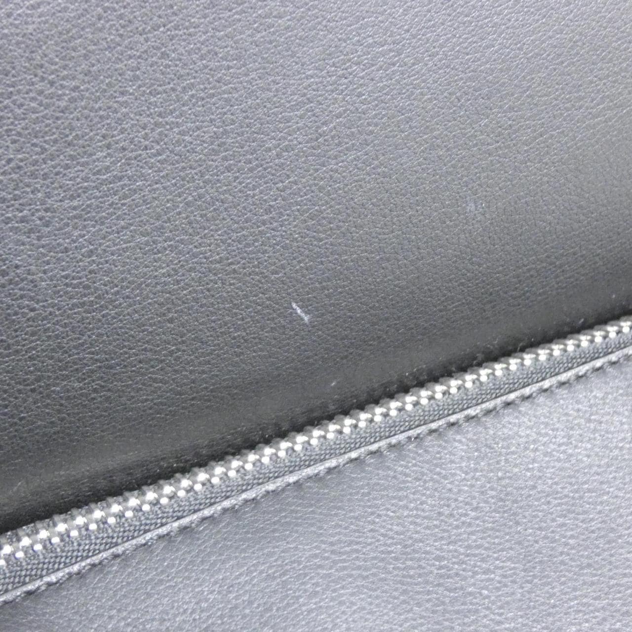 ロエベ パズル XL 322 30UM46 ショルダーバッグ