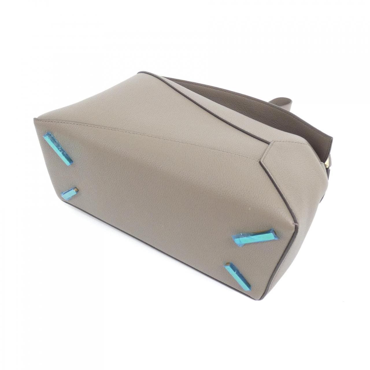 【新品】ロエベ パズル エッジ ミディアム A510P49X26 バッグ