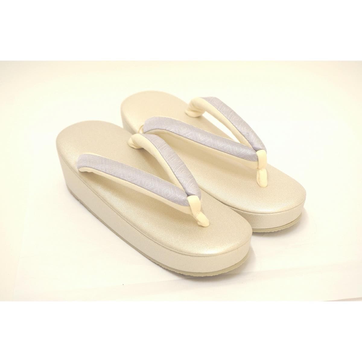 【新品】女草履　Ｍサイズ
