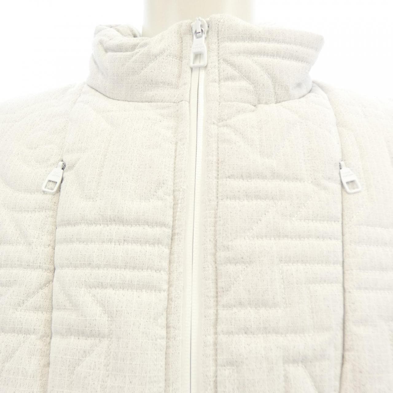 ルイヴィトン LOUIS VUITTON HOG16WR77 ダウンベスト