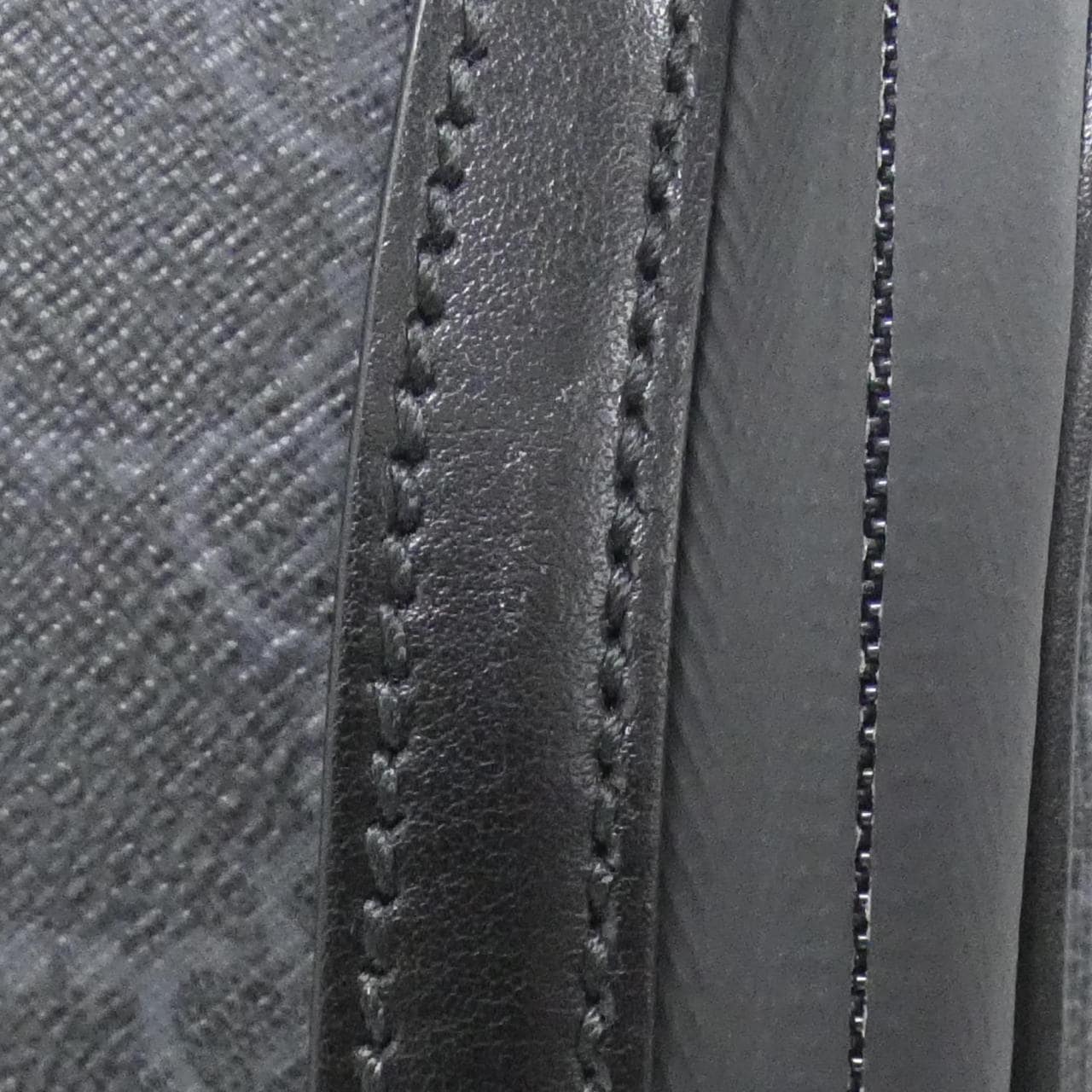 Gucci 792123 FADJN双肩包