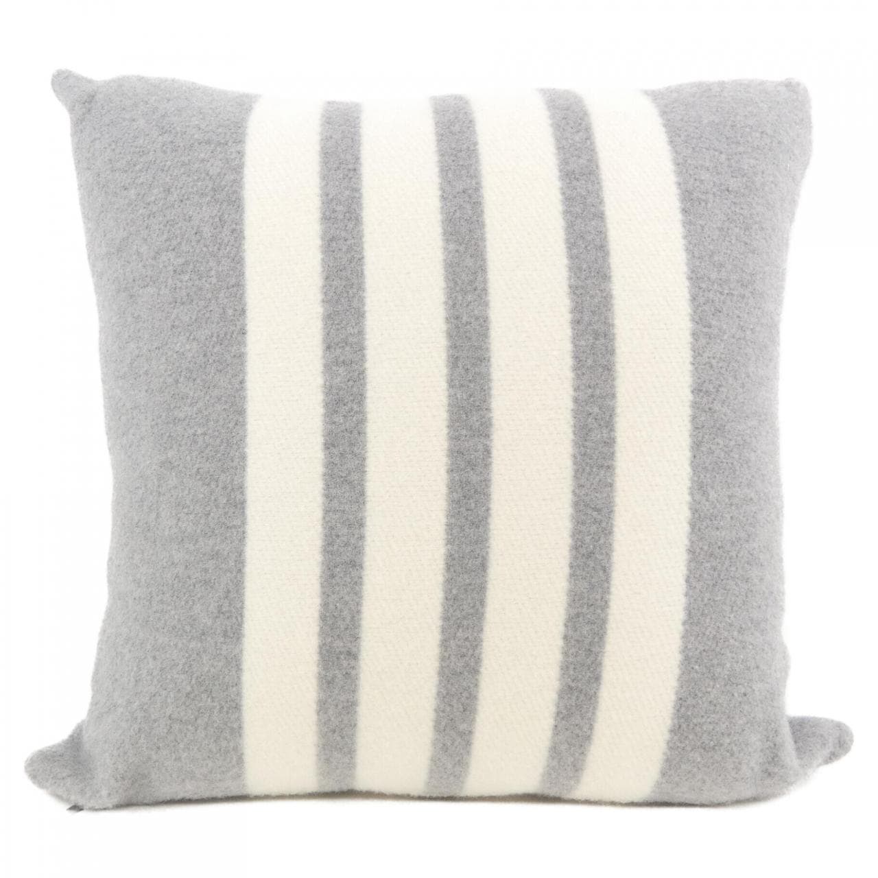 トムブラウン THOM BROWNE UXU073A-F0485 FRETTE クッション