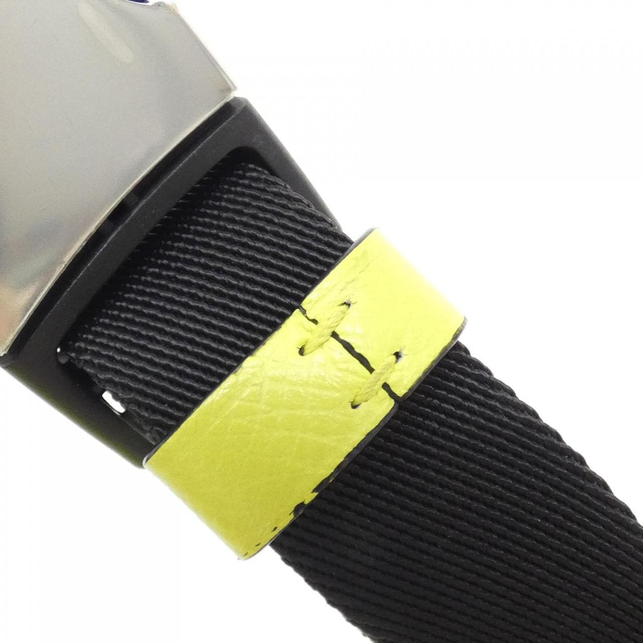 ルイヴィトン タイガ ラマ バムバッグ アウトドア M30251 ショルダーバッグ