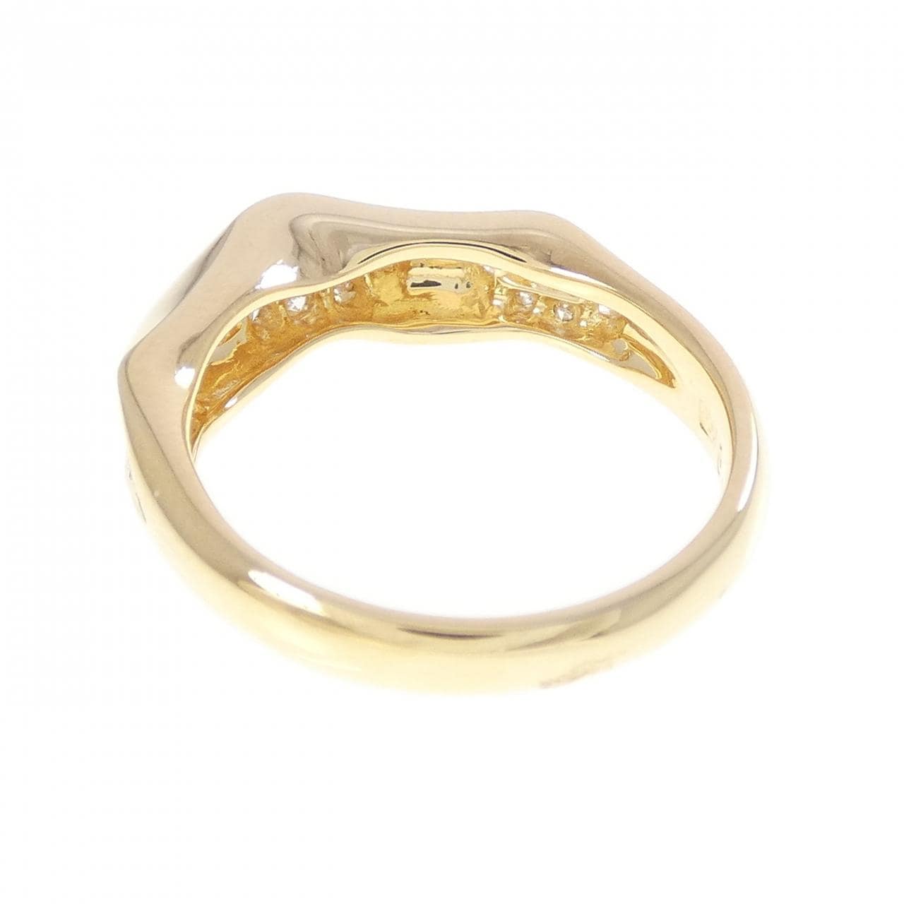 クイーン ダイヤモンド リング 0.25CT