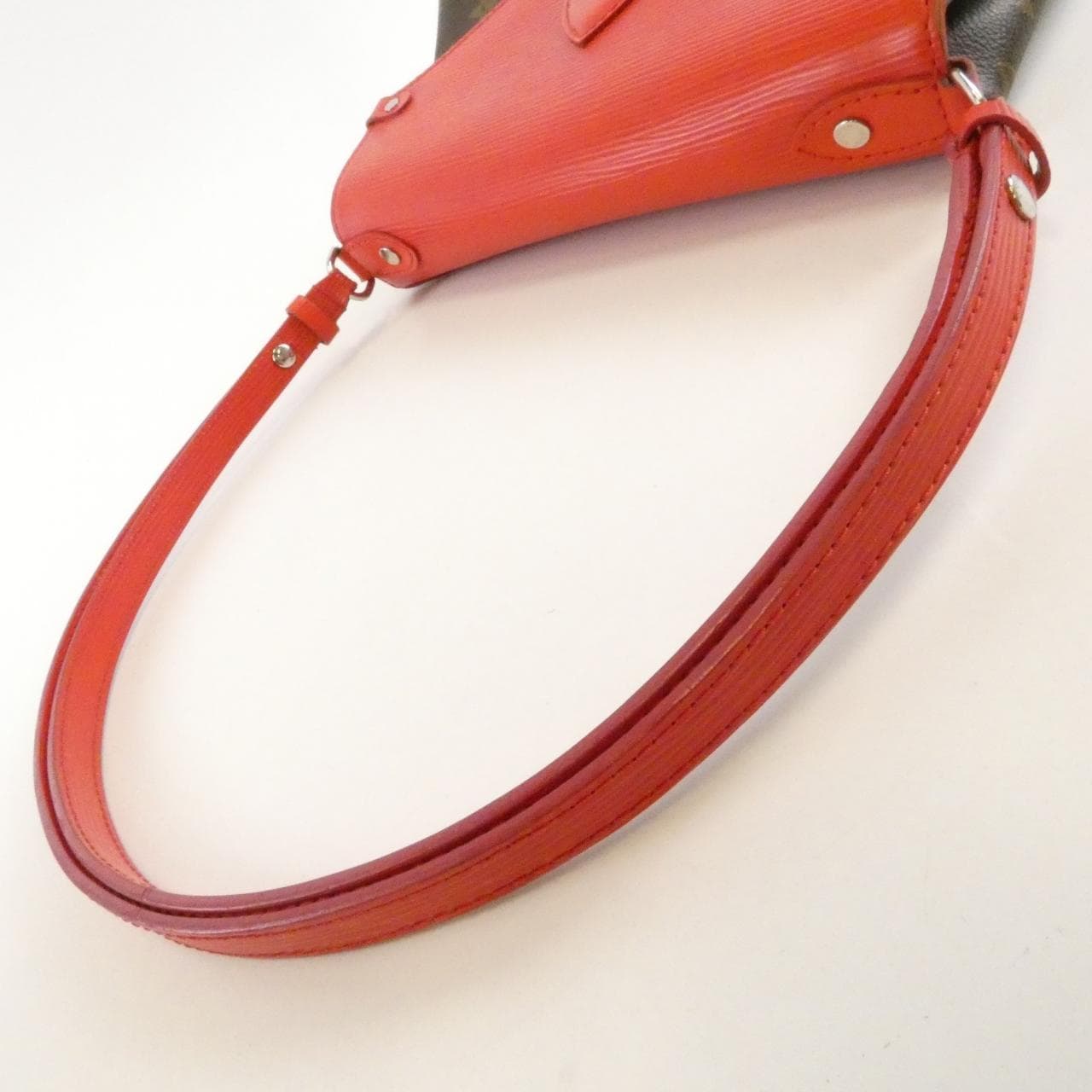 ルイヴィトン モノグラム サン ミシェル M44031 ショルダーバッグ