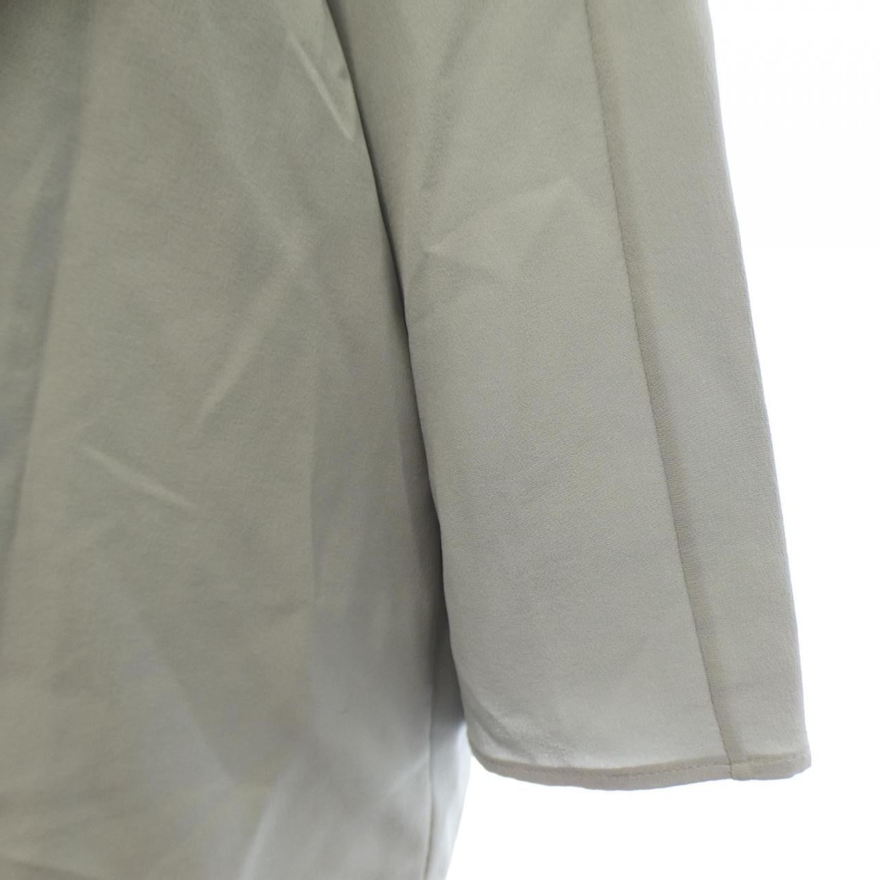 エルメス HERMES トップス