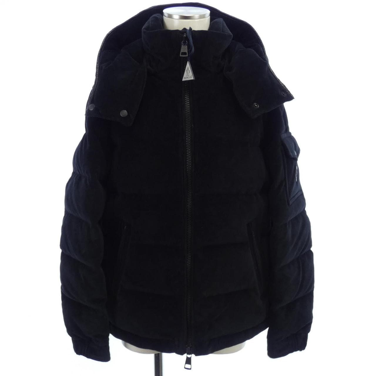 モンクレール MONCLER ダウンジャケット