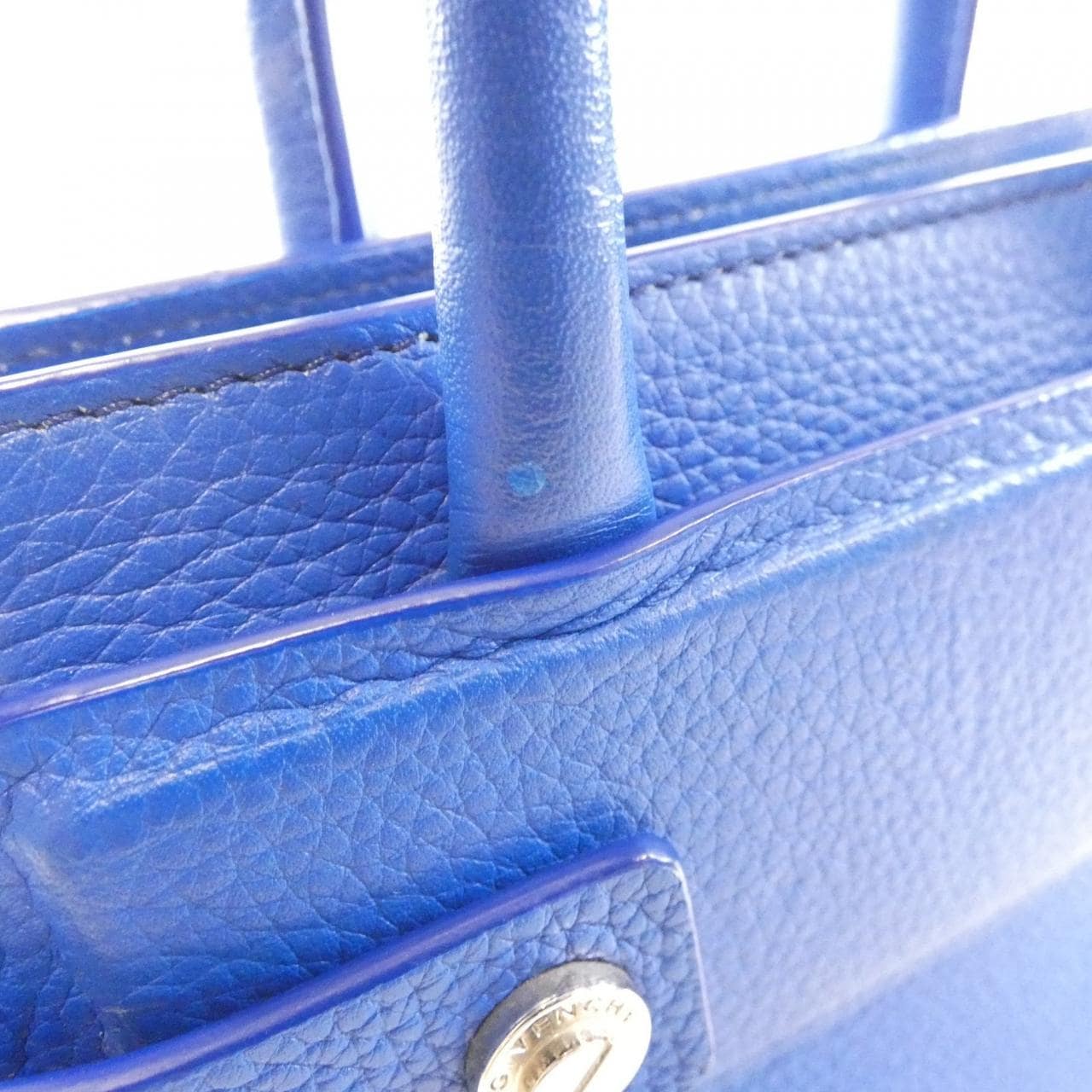 ジバンシー ホライゾンナノ バッグ