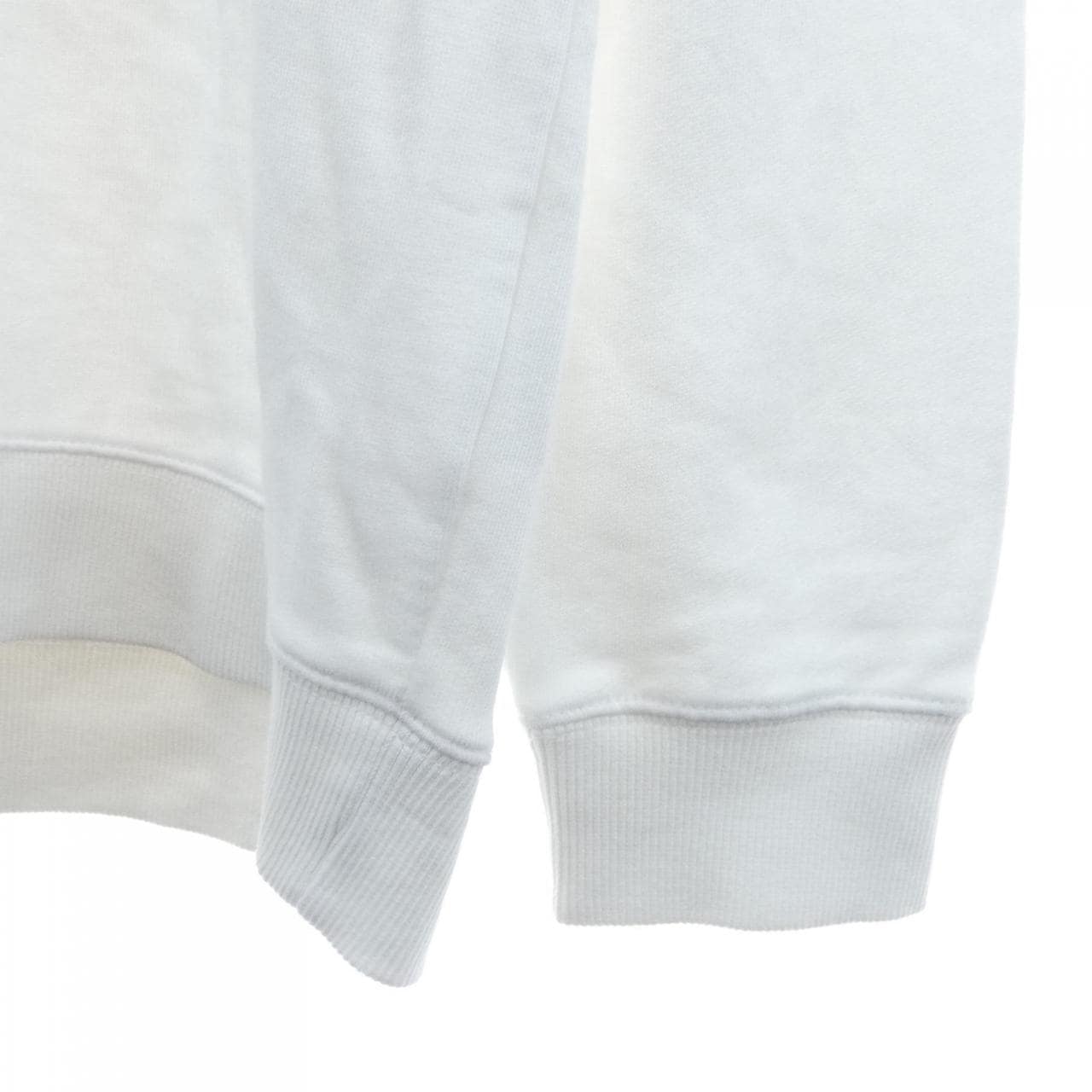 ジバンシー GIVENCHY BMJ03C30AF スウェット