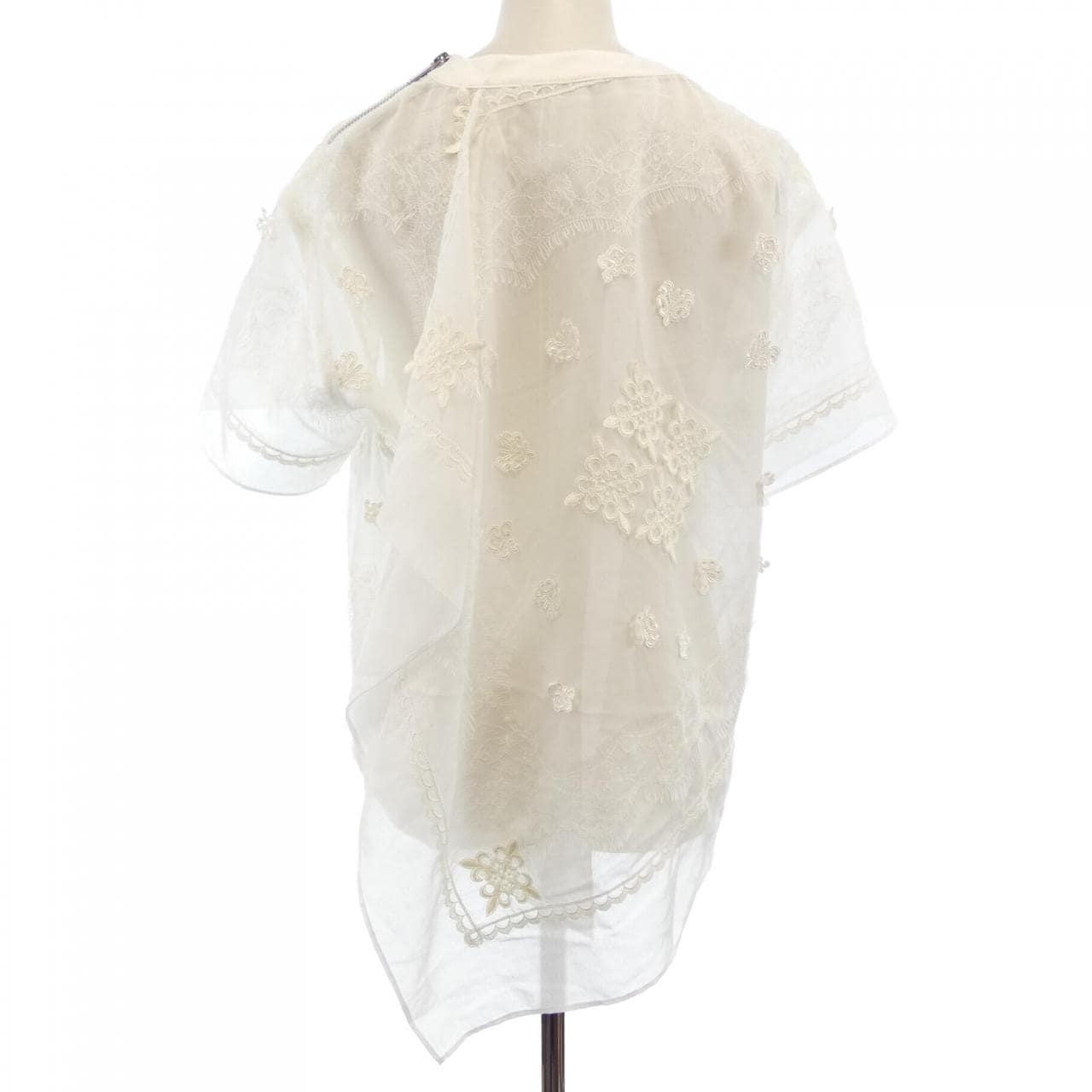 サカイ SACAI 22-06002 トップス