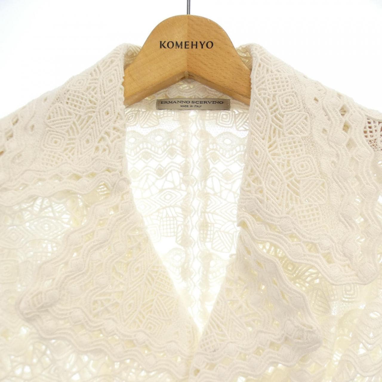 エルマンノシュエルビーノ ERMANNO SCERVINO ジャケット