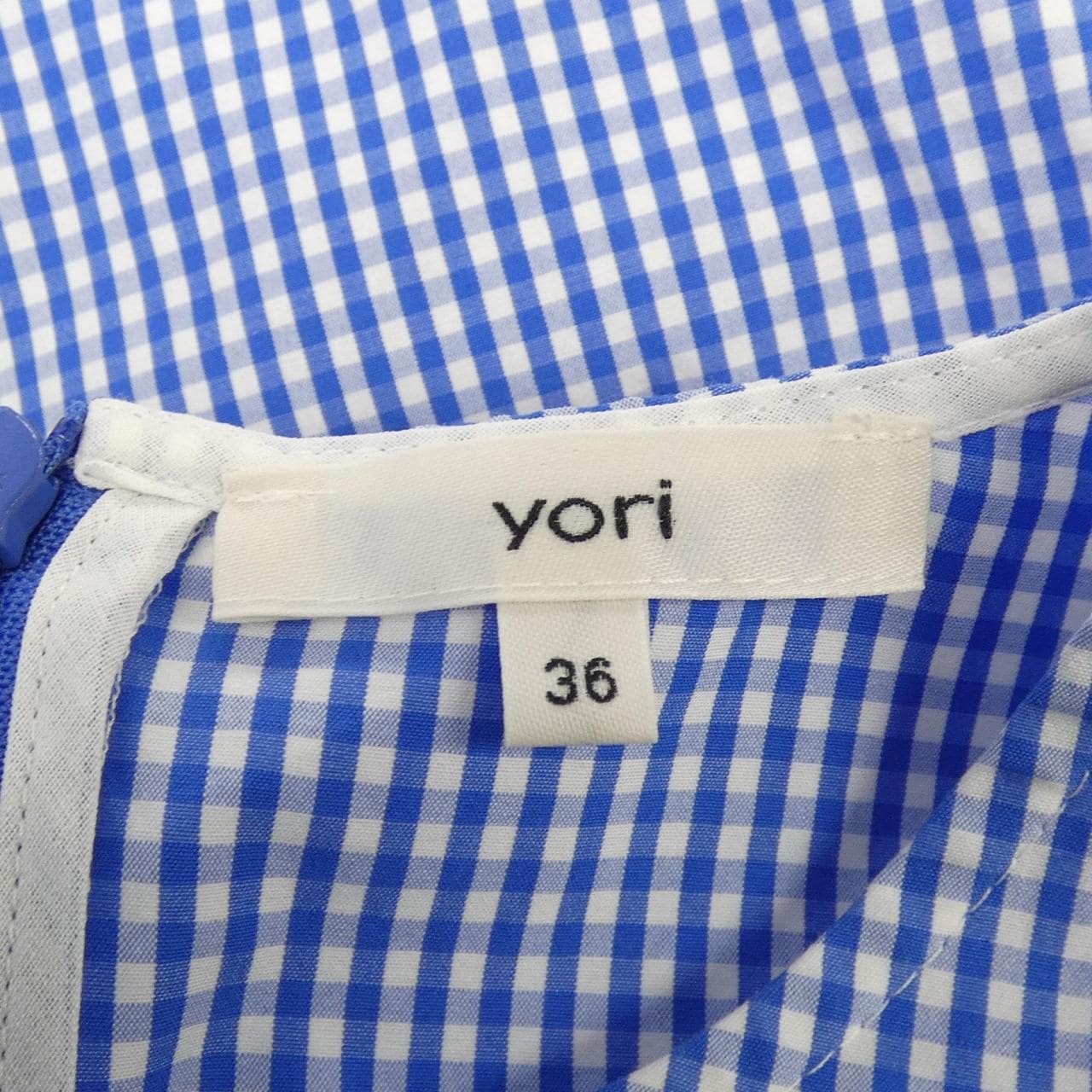 ヨリ yori トップス