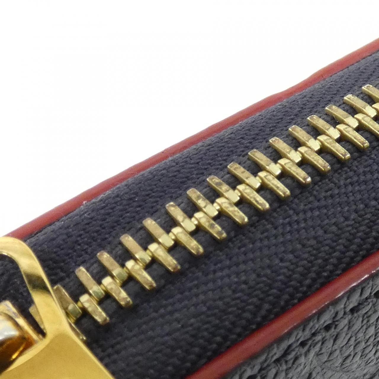 LOUIS VUITTON Monogram Empreinte拉链钱包 M62121 钱包
