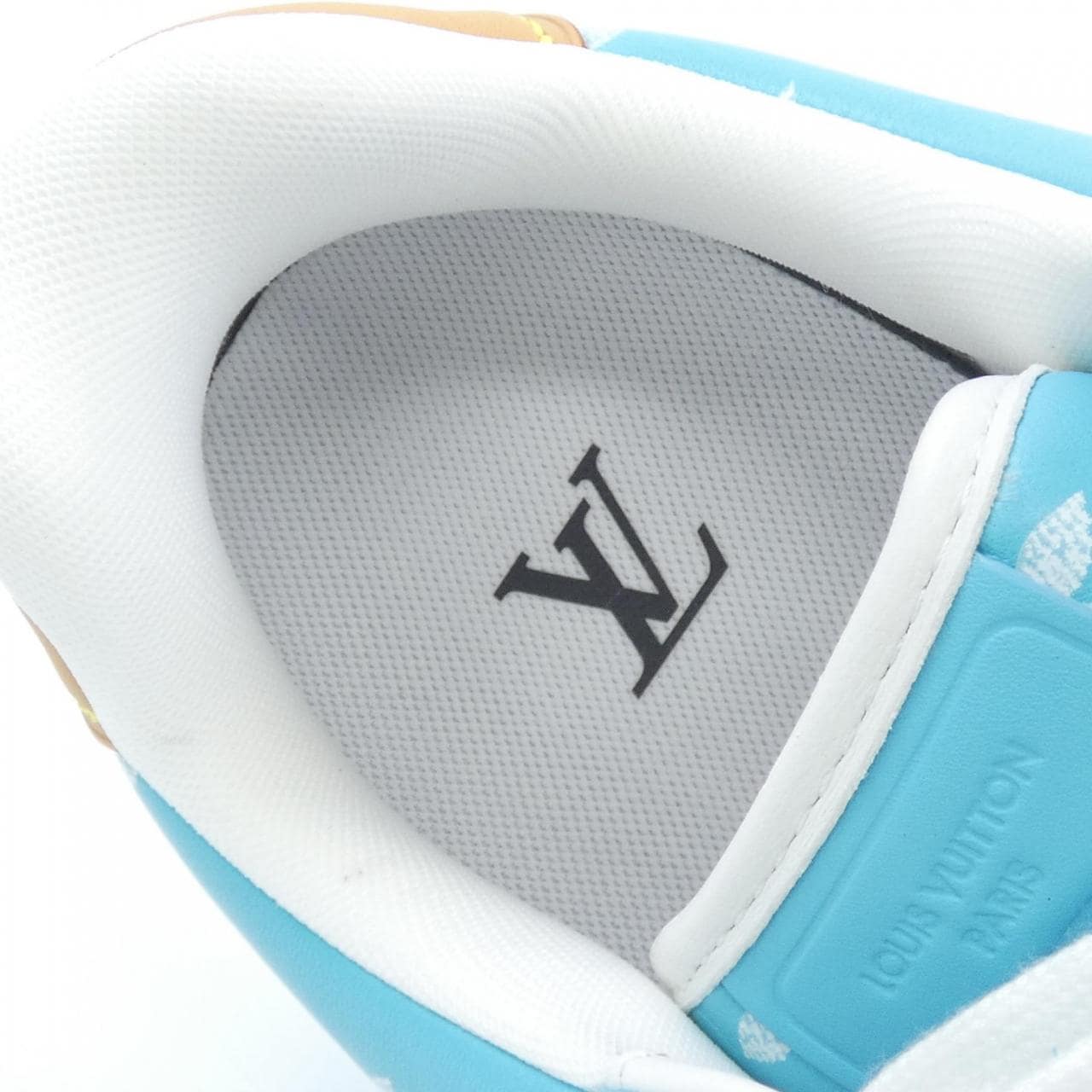 ルイヴィトン LOUIS VUITTON LVバターソフト スニーカー