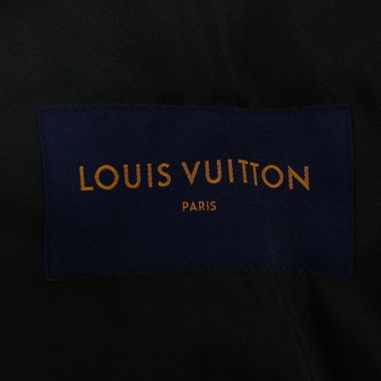 LOUIS VUITTON VUITTON down jacket