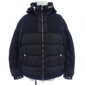 モンクレール MONCLER ダウンジャケット