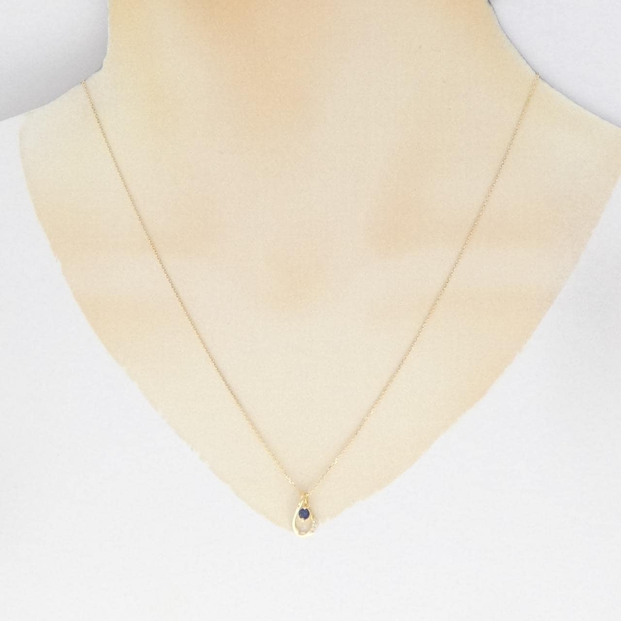 Ginza Tanaka Sapphire Necklace 0.10CT