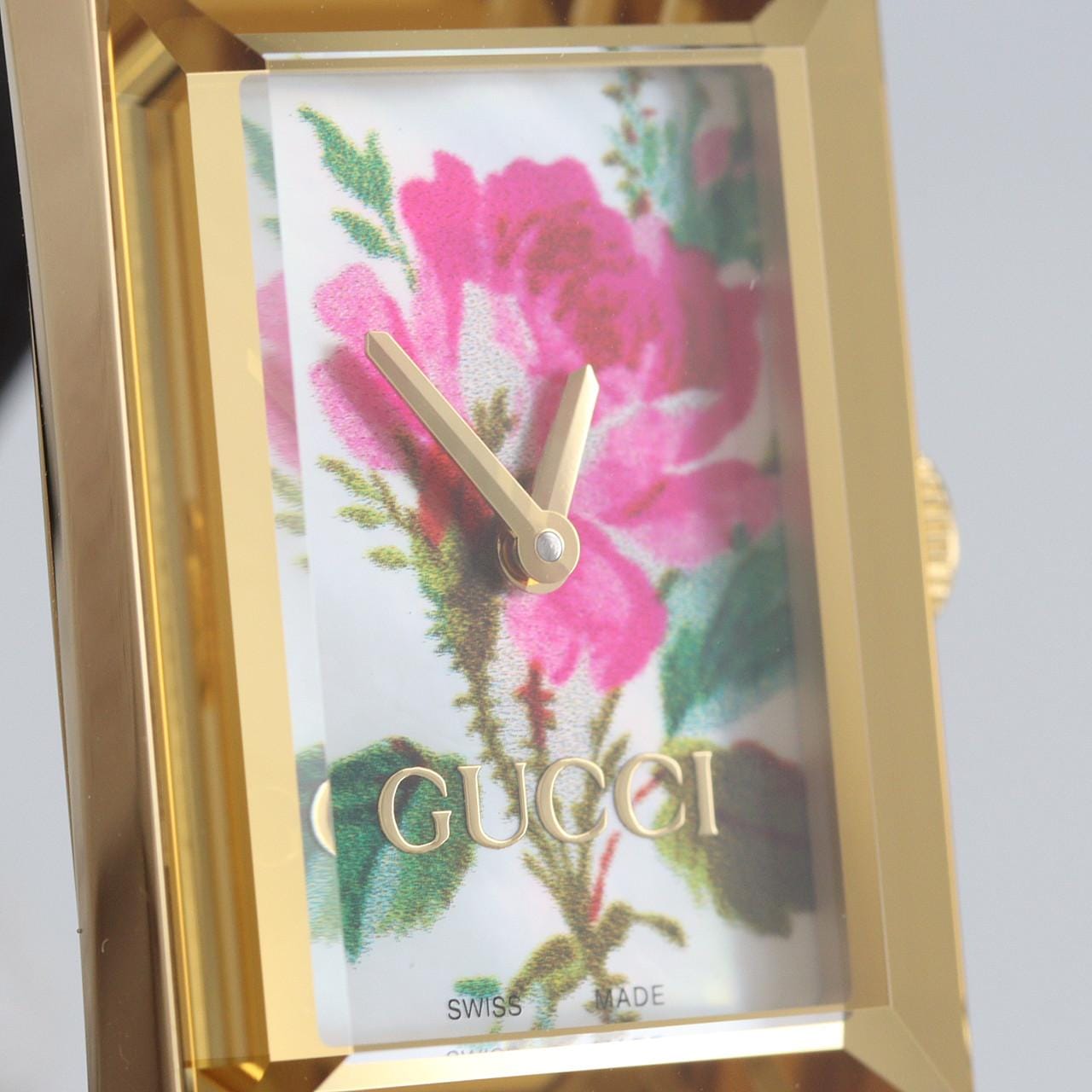 グッチ Gフレーム GP 147.4/YA147406 GP クォーツ