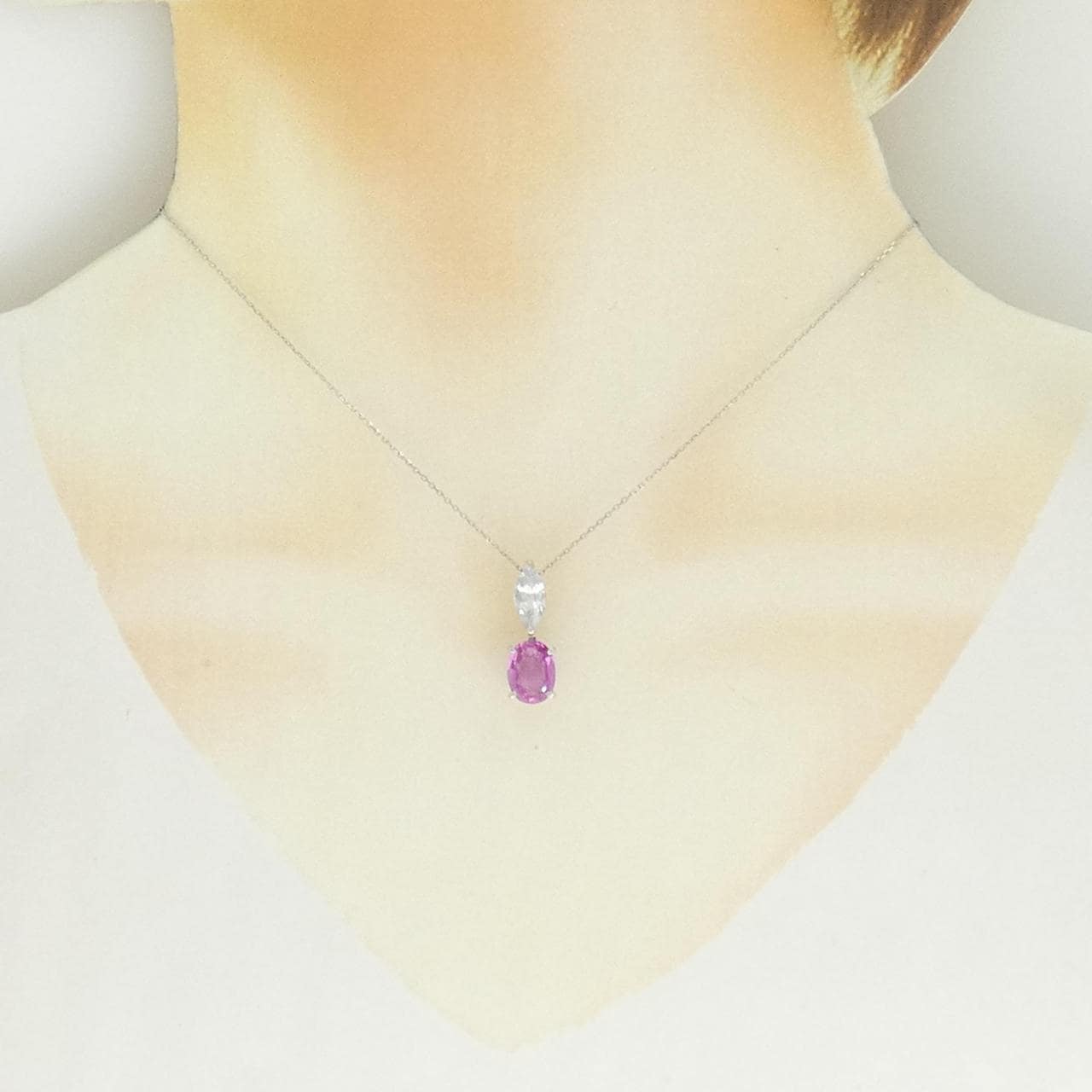 PT900/PT850 サファイヤ ネックレス 2.40CT