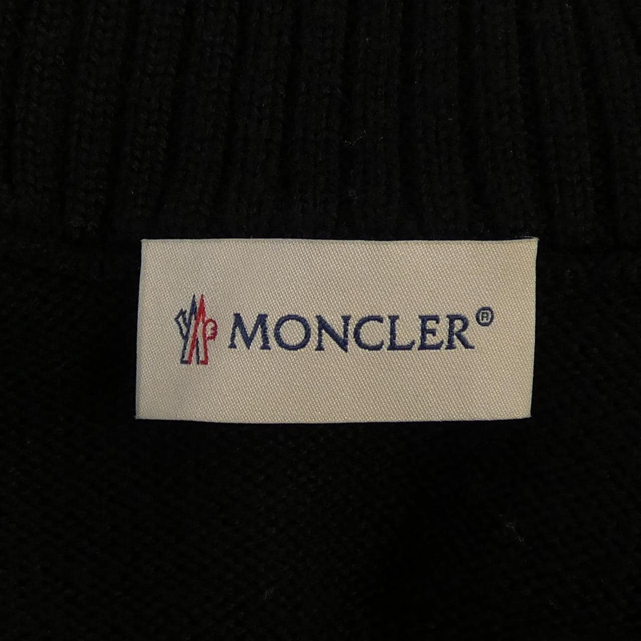 モンクレール MONCLER 20919B00040 ダウンジャケット