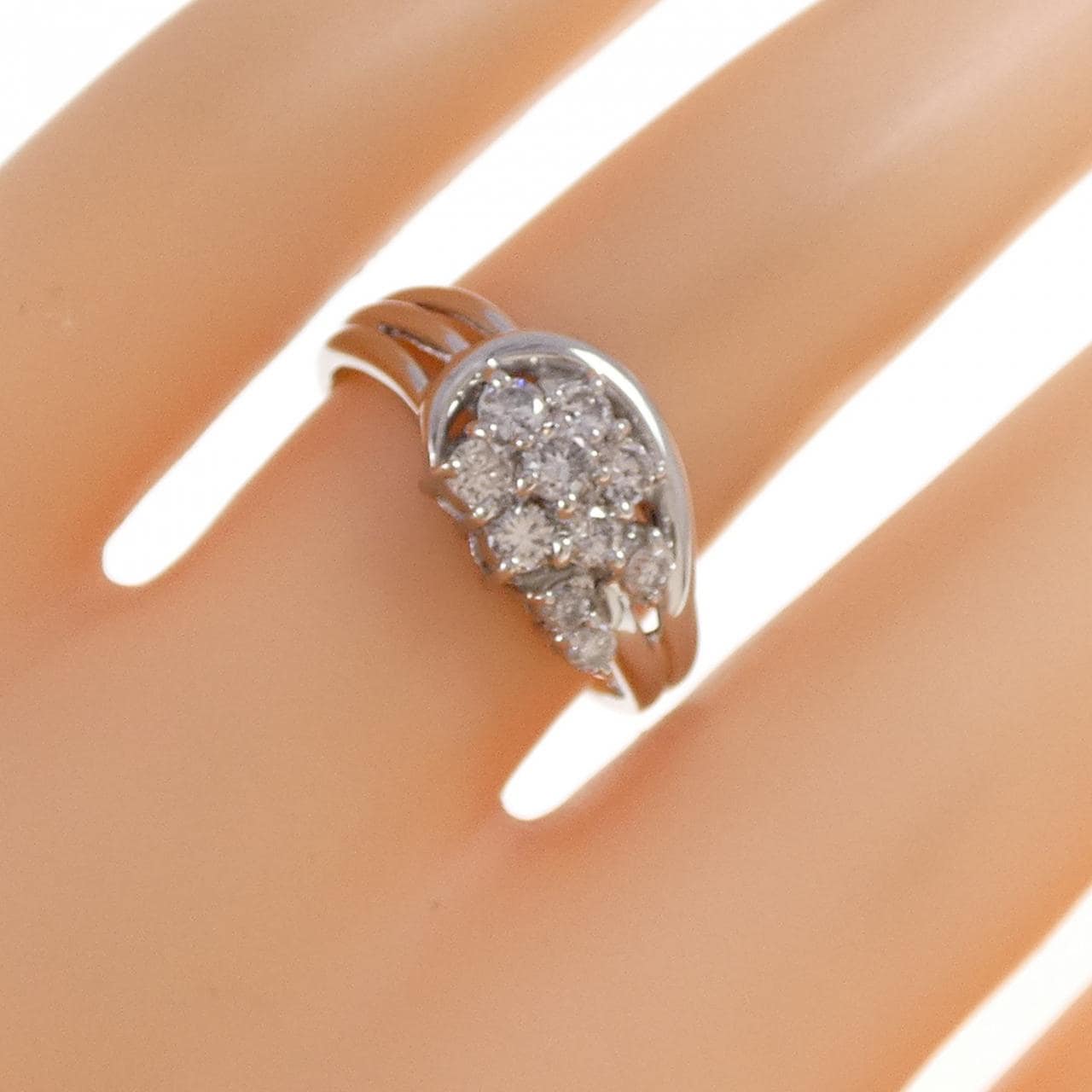 PT900 フラワー ダイヤモンド リング 0.50CT