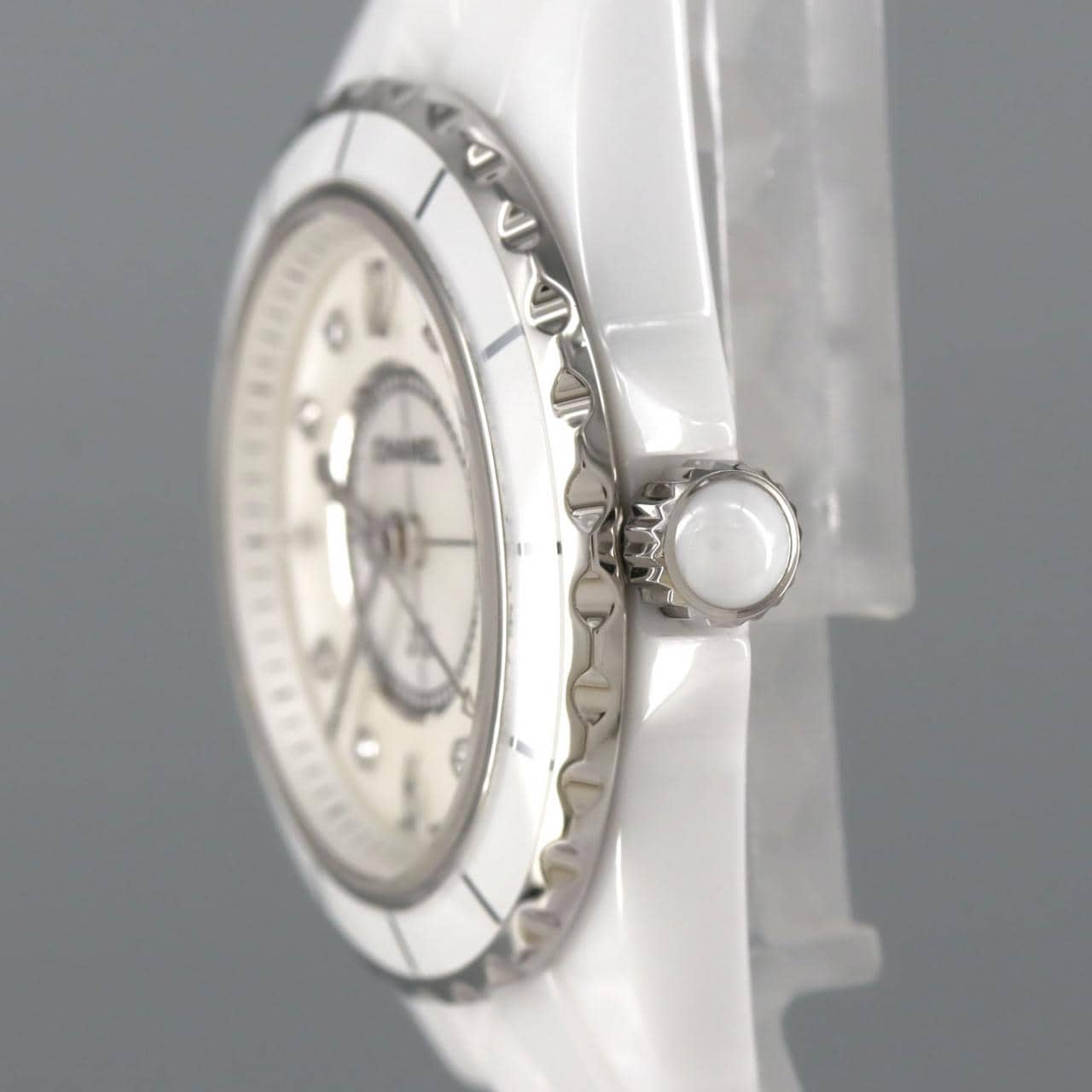 シャネル J12 29mmセラミック･8P H2570 セラミック クォーツ