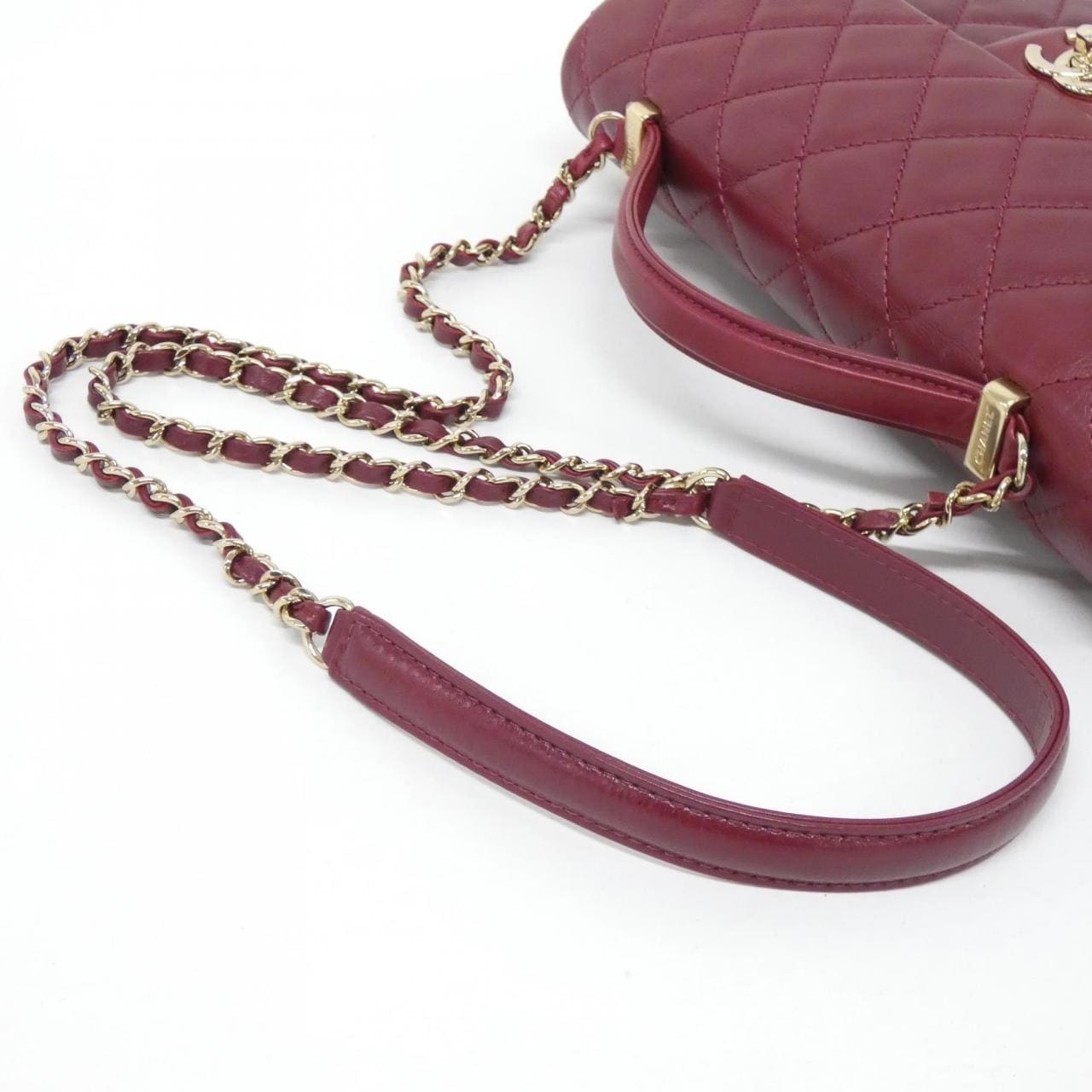 シャネル バッグ