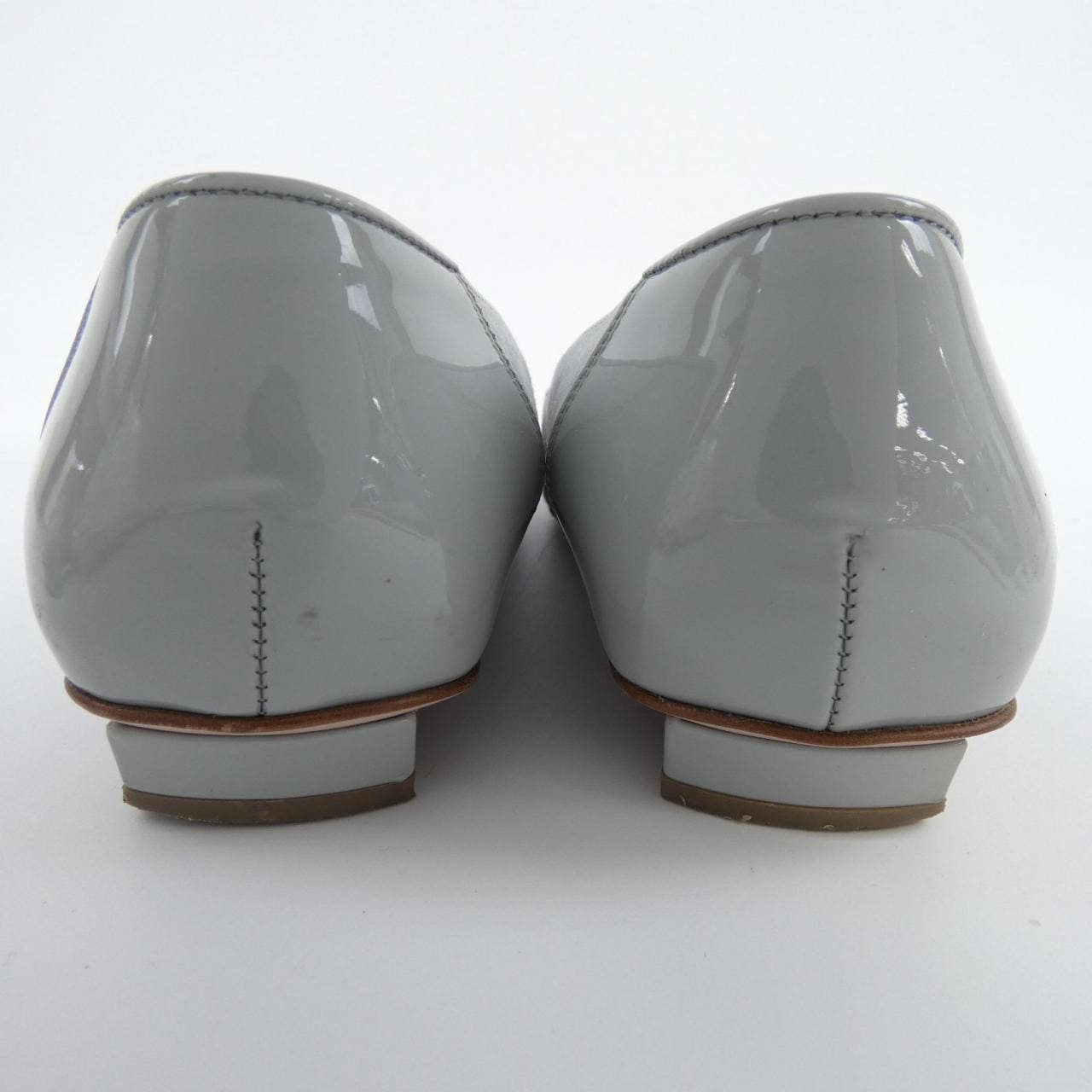 ロジェヴィヴィエ ROGER VIVIER フラットシューズ
