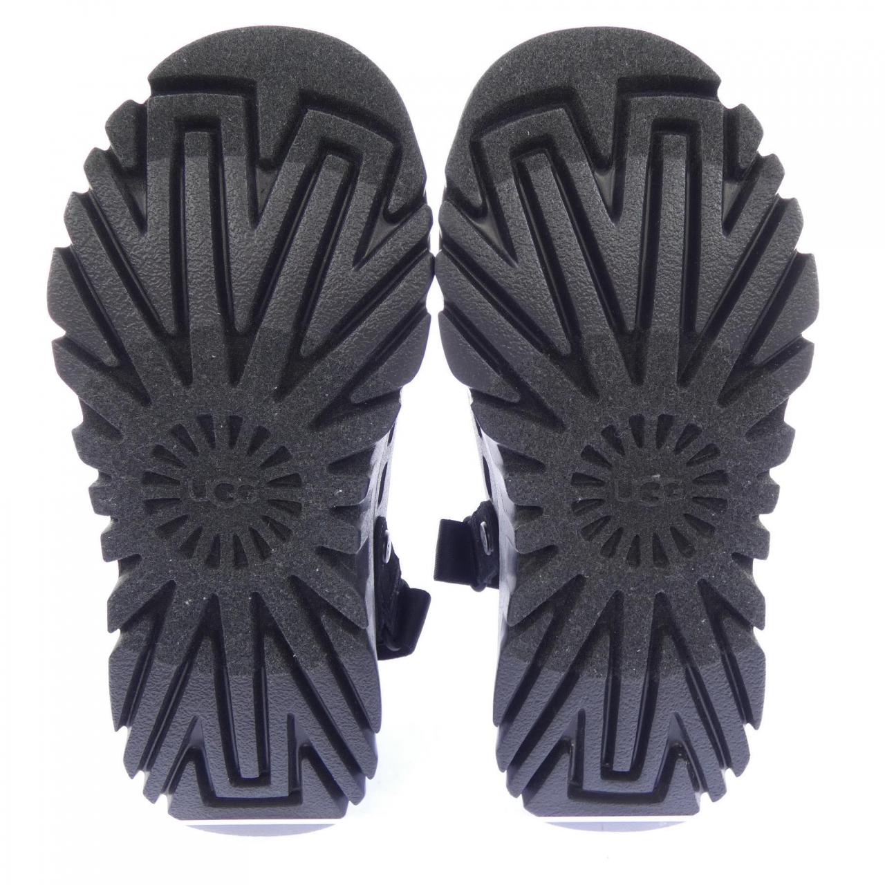 アグ UGG サンダル