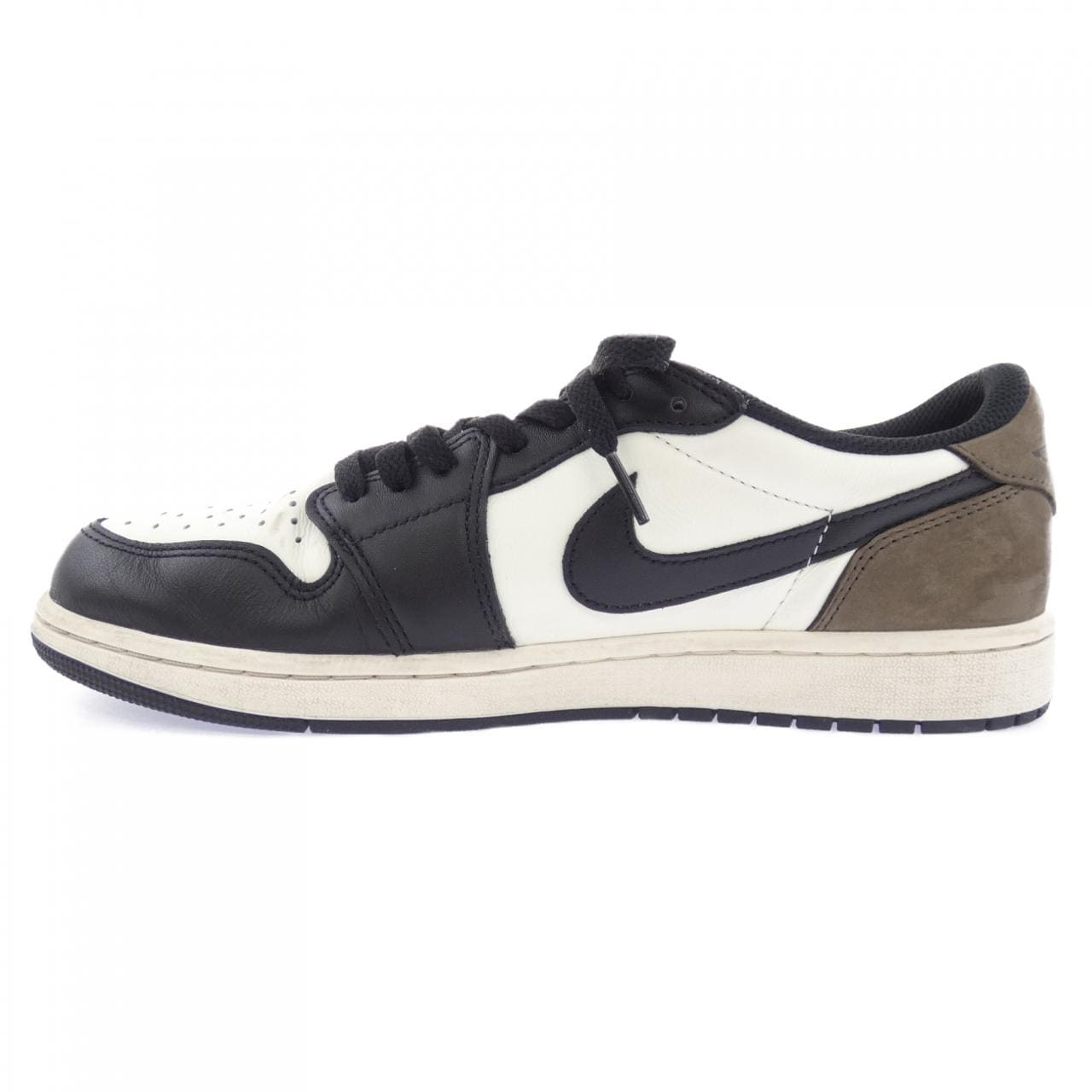 ナイキ ジョーダン NIKE JORDAN CZ0790-102 スニーカー
