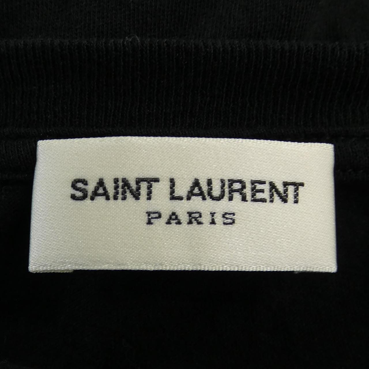 SAINT LAURENT T 卹