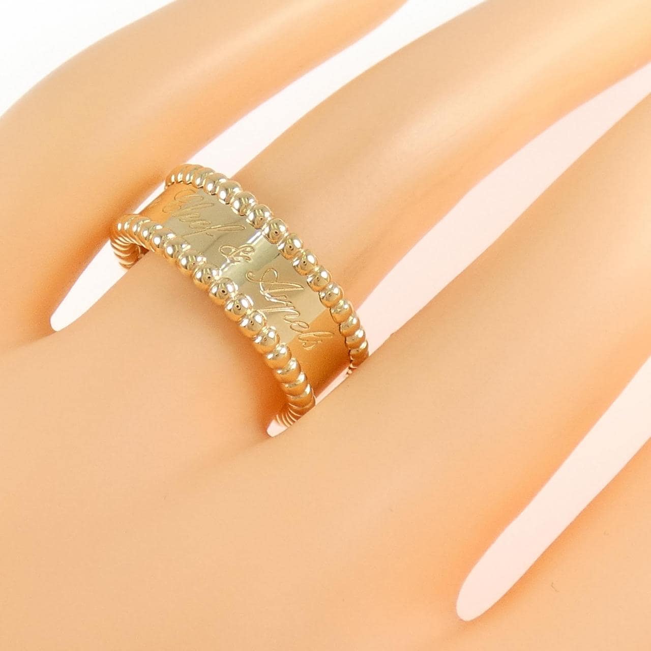 ヴァンクリーフ&アーペル ペルレ シニアチュール リング