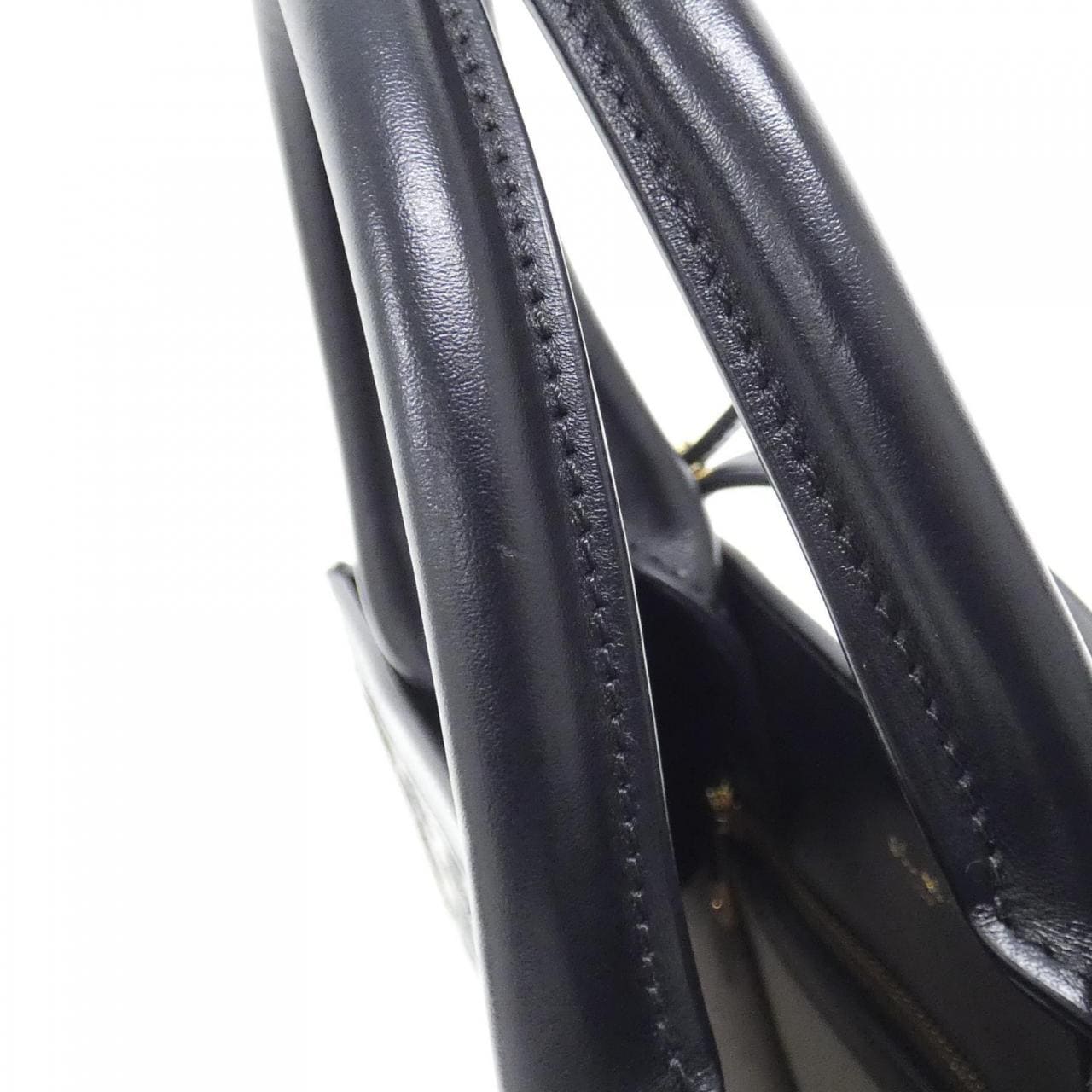 セリーヌ スモール バーティカル カバ 194352CS8 バッグ