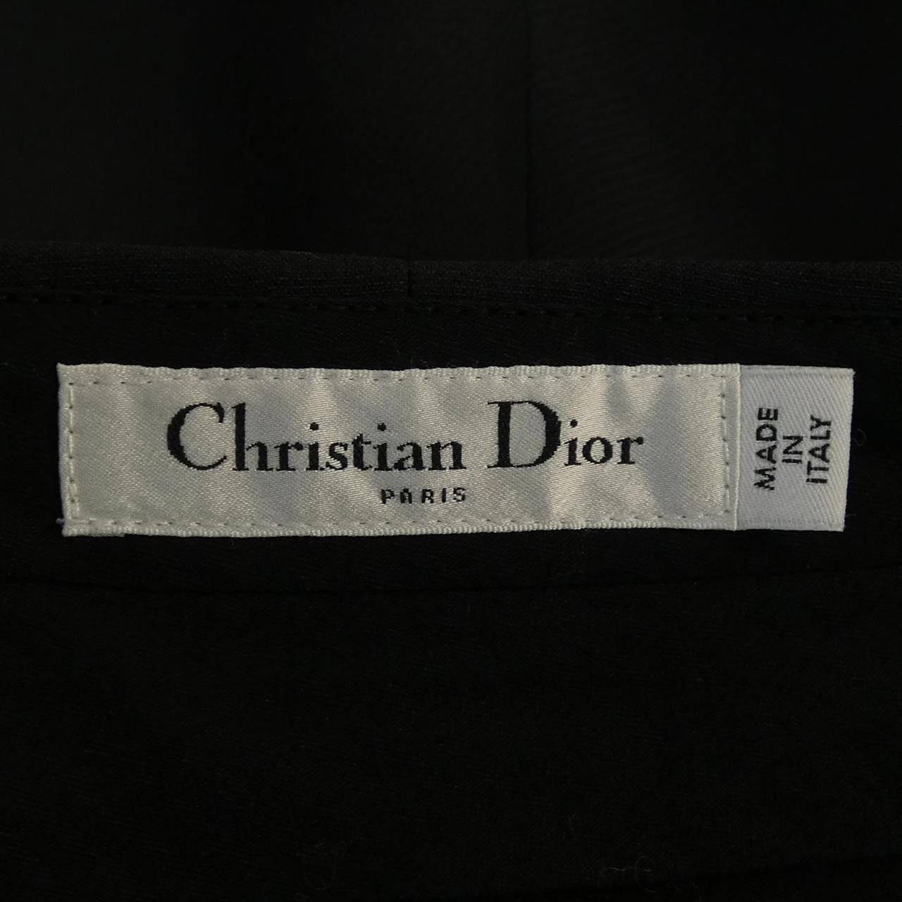 クリスチャンディオール CHRISTIAN DIOR 30MONTAIGNE 121P45B1166 ショートパンツ