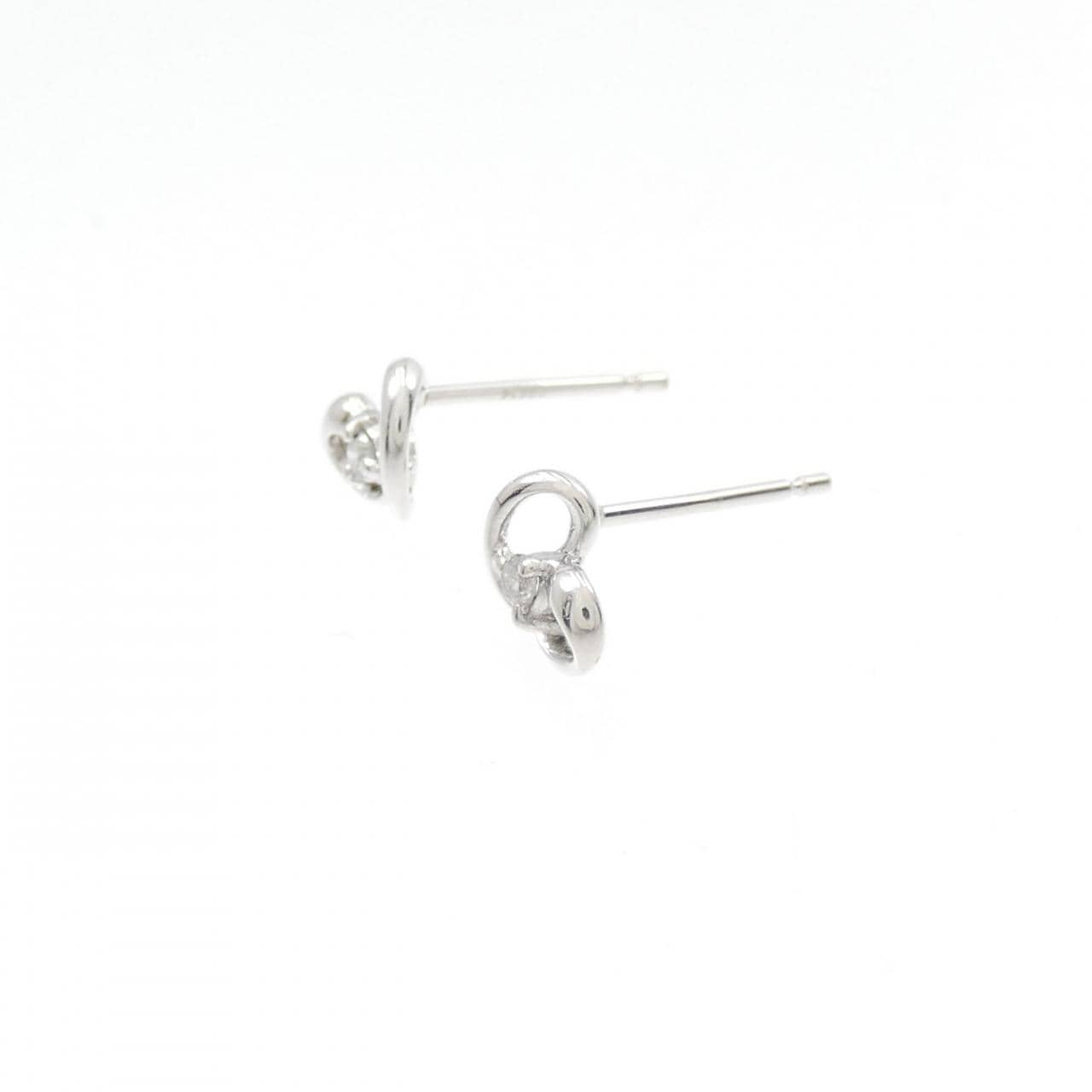 PT900 Heart Diamond Earrings 0.04CT