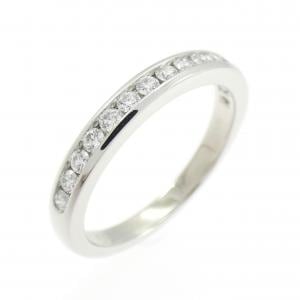 ティファニー ハーフサークル チャネルセッティング リング