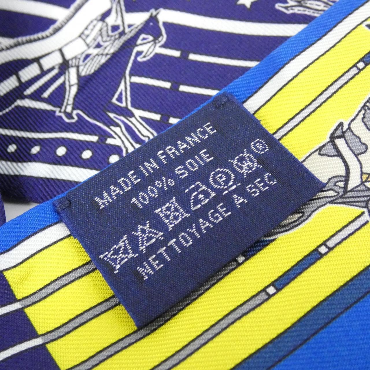 エルメス PANI LA SHAR PAWNEE ツイリー 063587S スカーフ