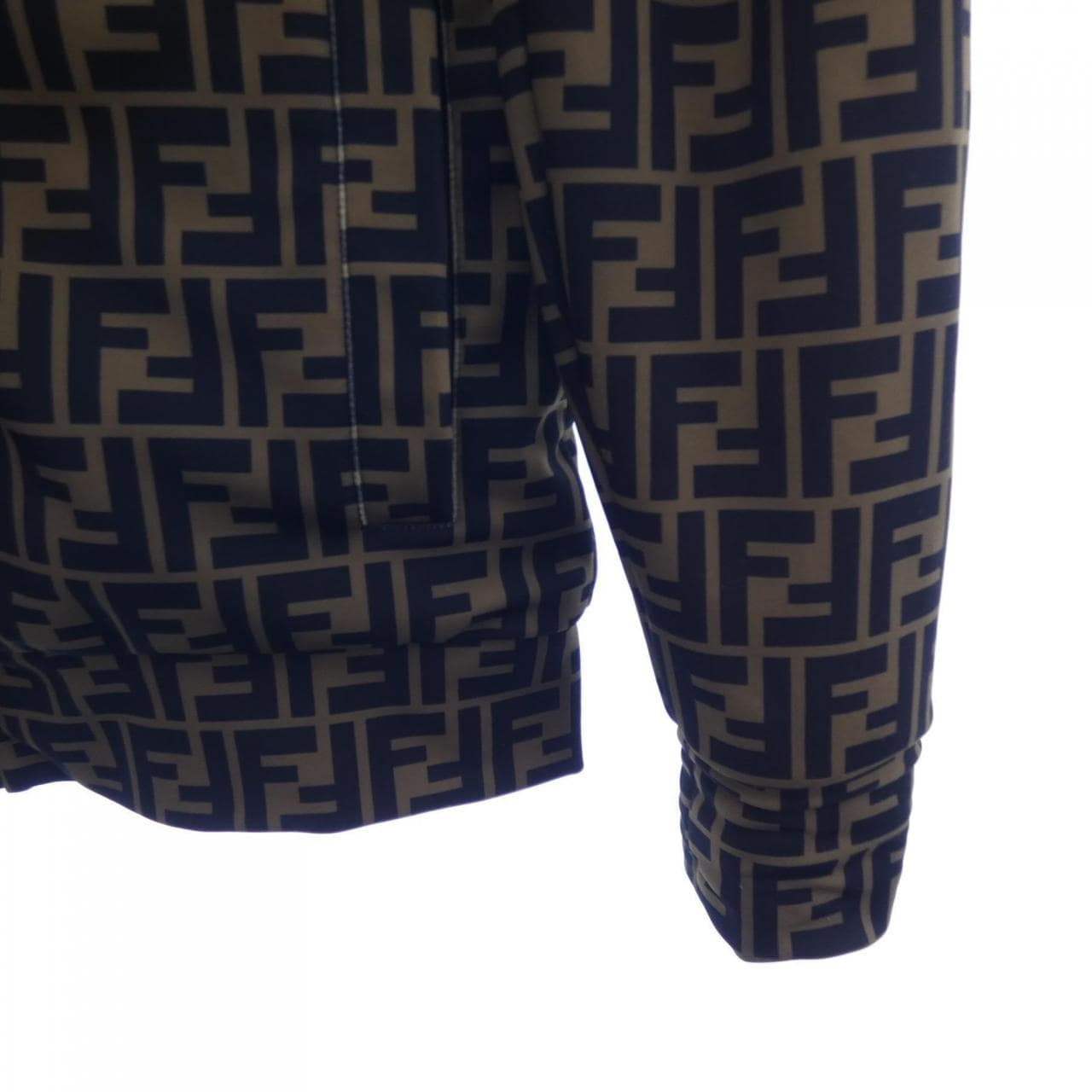 フェンディ FENDI FAF523 AAA4 ブルゾン