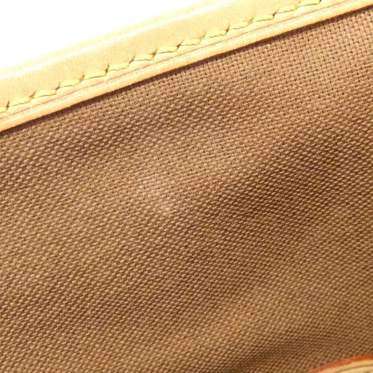 ルイヴィトン モノグラム バティニョール オリゾンタル M51154 バッグ