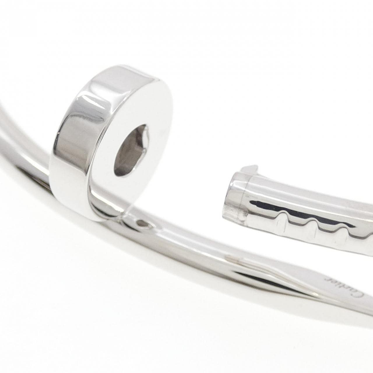 カルティエ ジュスト アン クル バングル